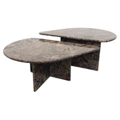 Par de tables basses gigognes vintage en granit des années 70