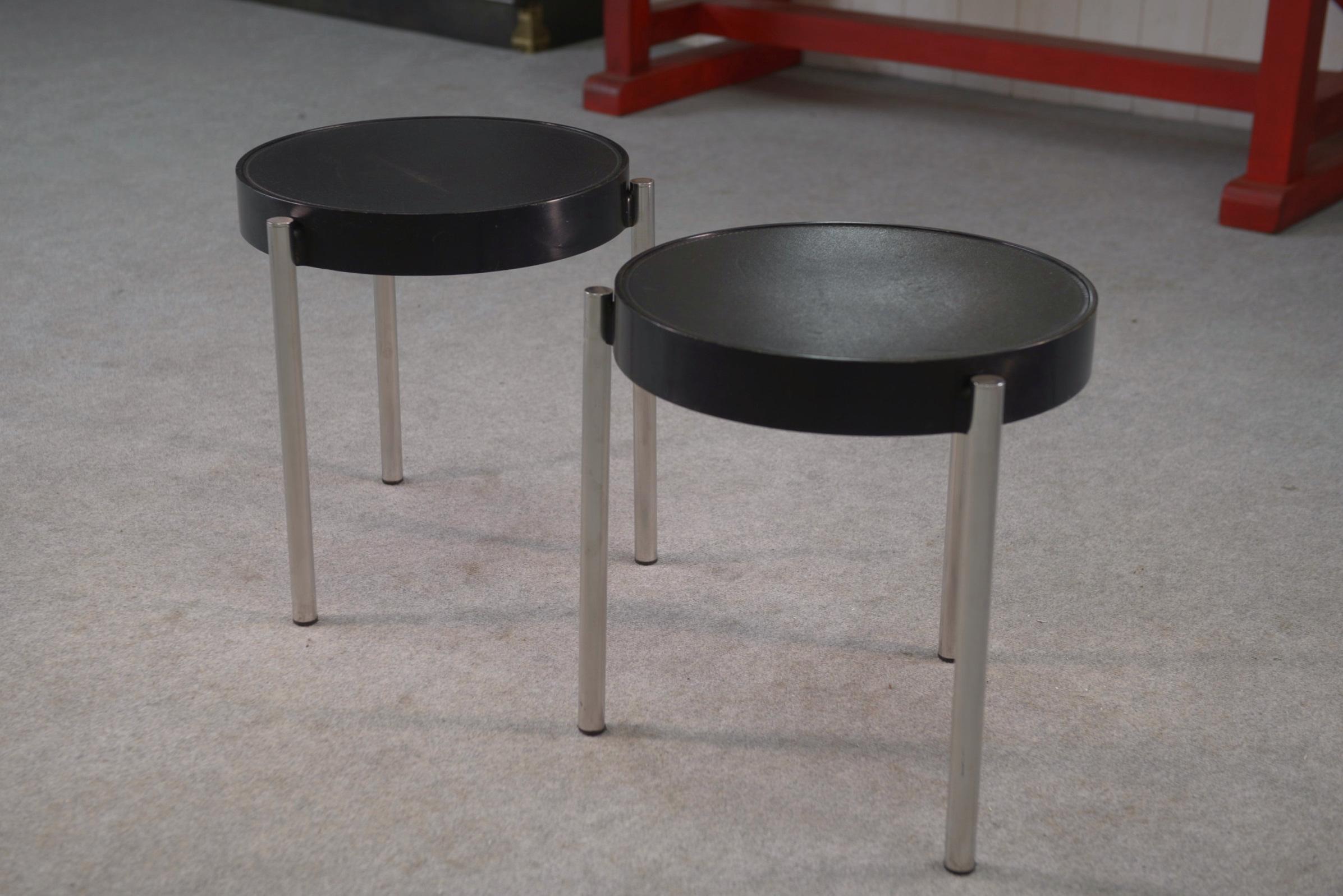 Paire de tables d'appoint par Tavolino Brighella pour Zanotta 1980's For Sale 2