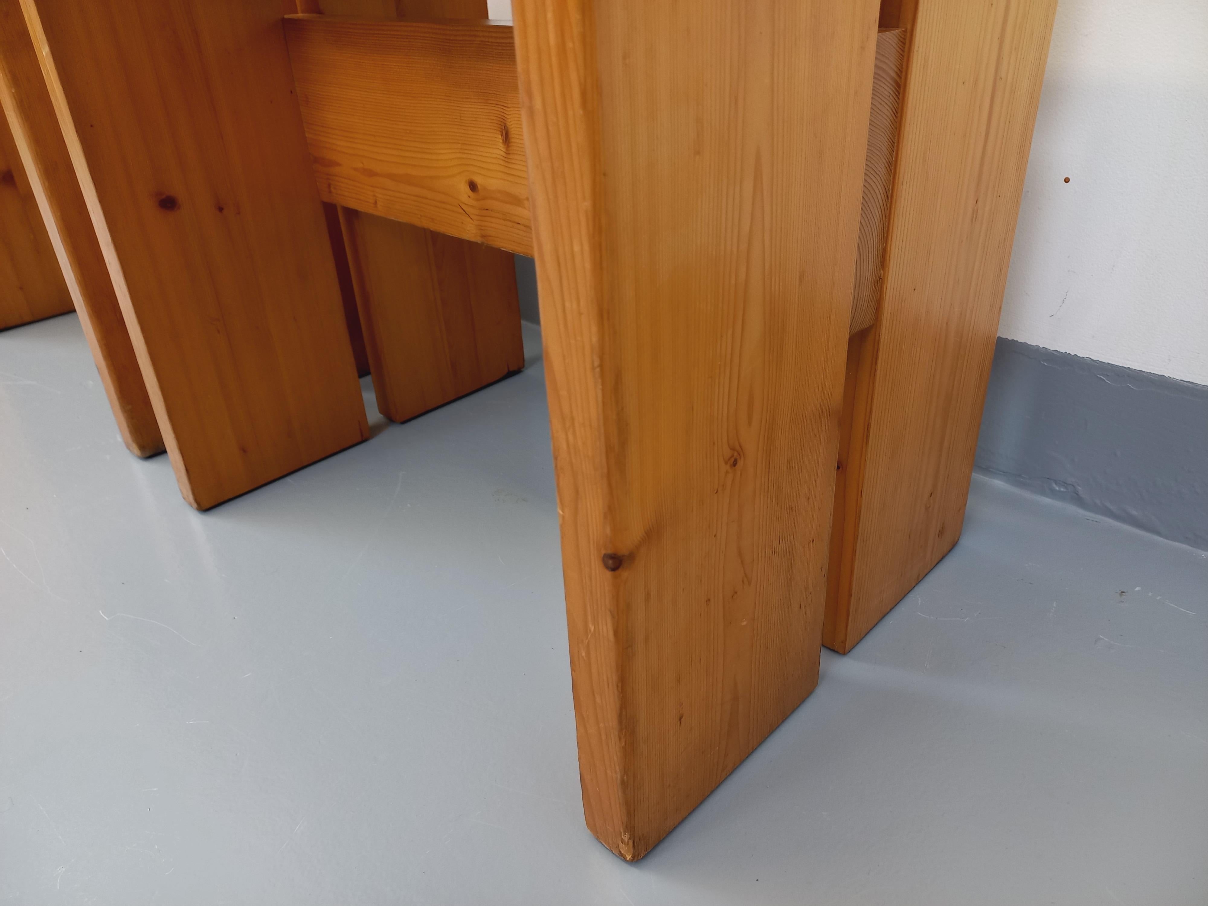 Mid-Century Modern Paire de tabourets Charlotte Perriand Les Arcs vintage en pin des années 60 70
