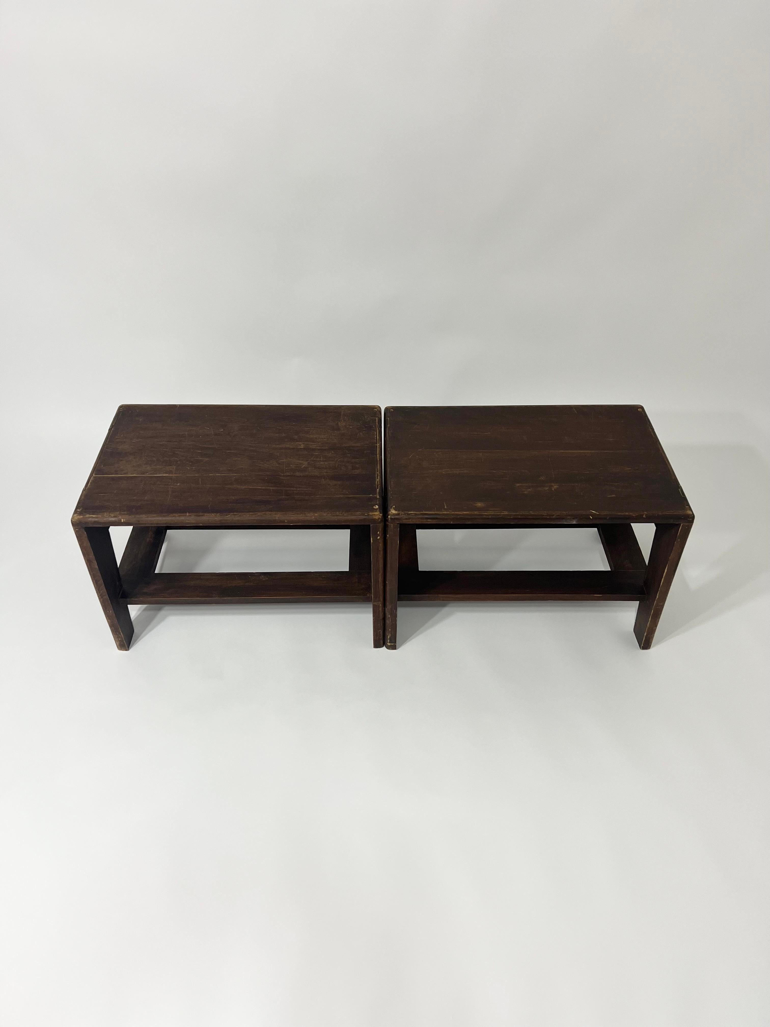 Paare großer Tabourets oder Banc en chêne massif, Frankreich, 1950 im Zustand „Gut“ im Angebot in THONON-LES-BAINS, FR