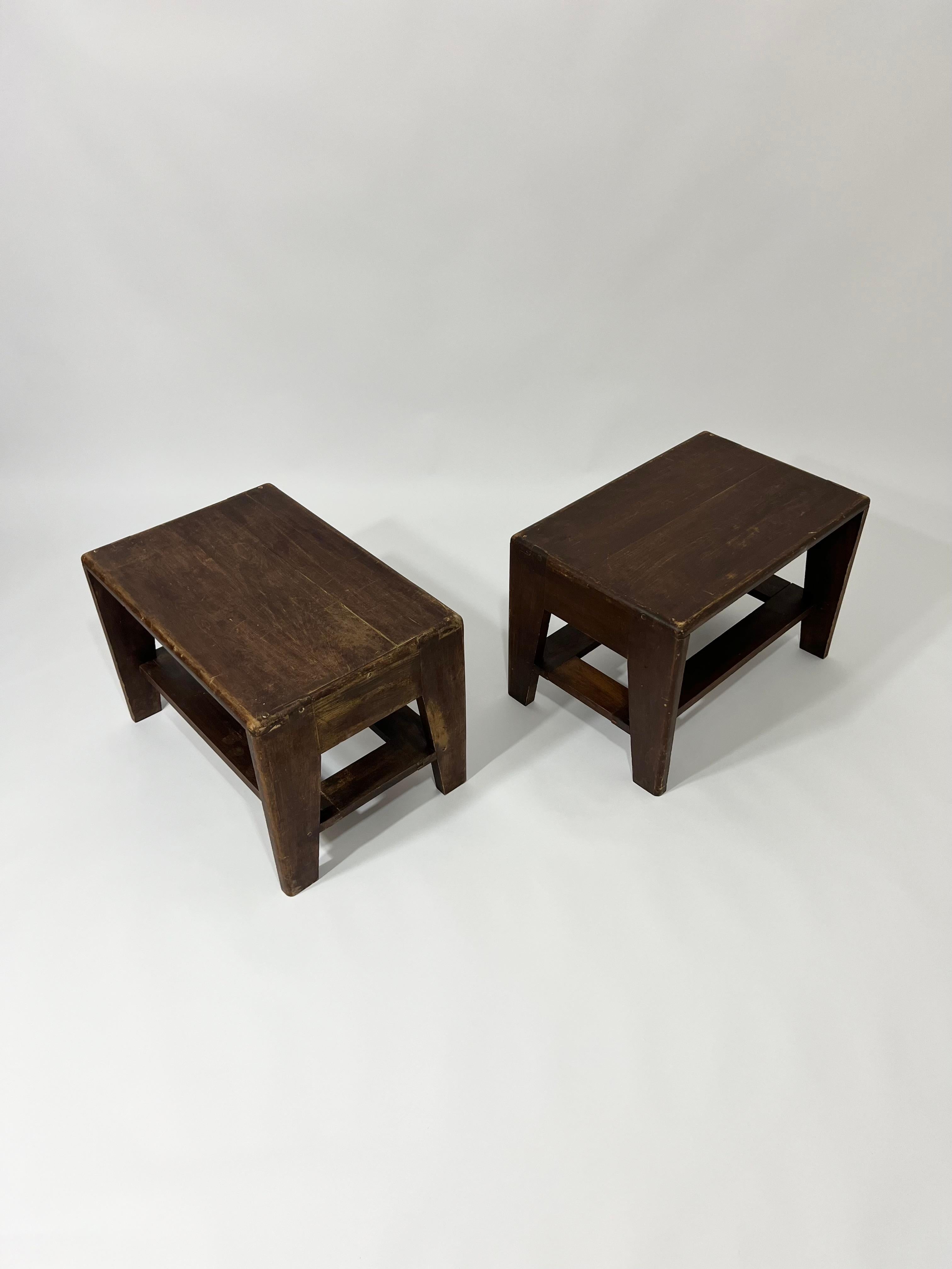 Paare großer Tabourets oder Banc en chêne massif, Frankreich, 1950 (Eichenholz) im Angebot