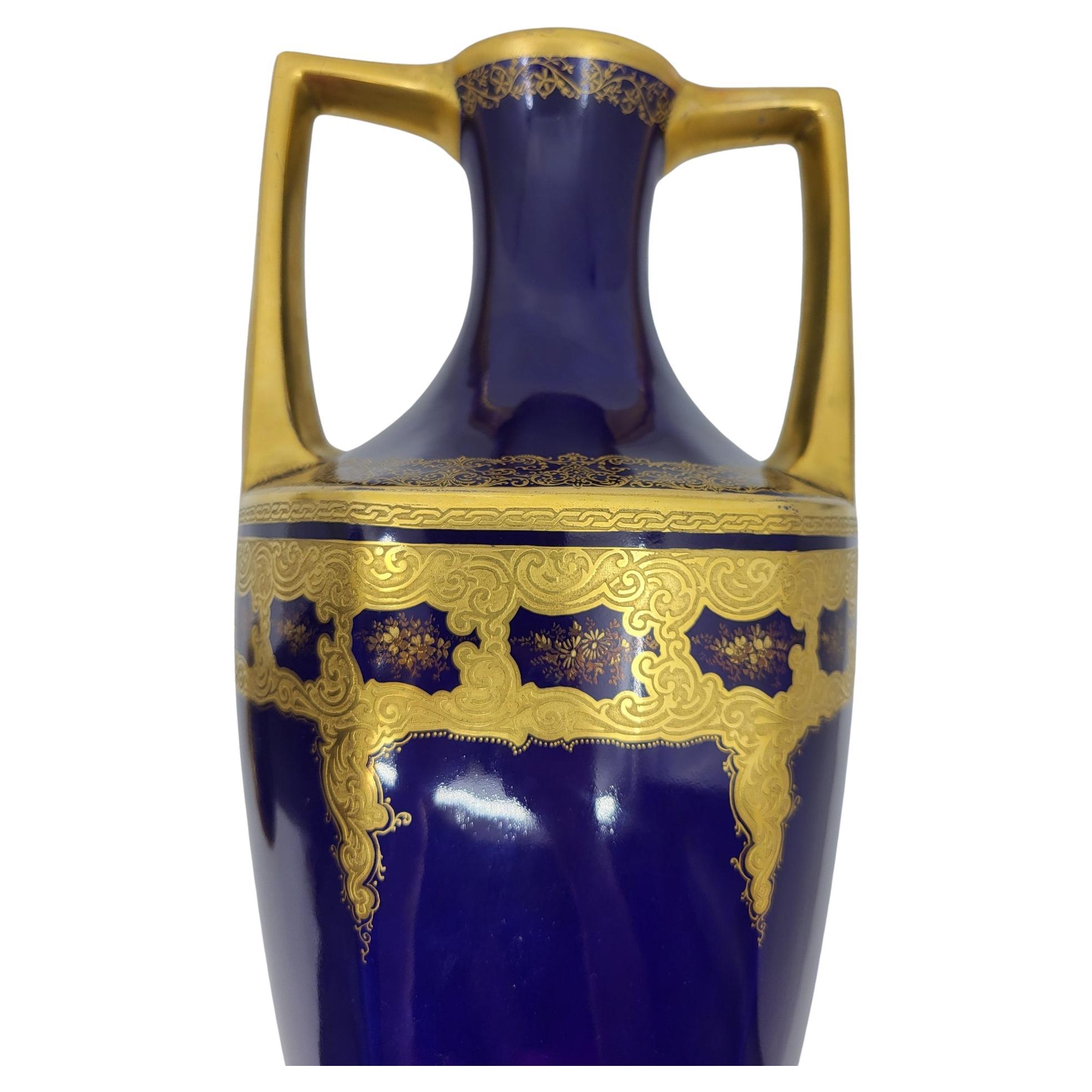 Coppia di vasi Amphore Jean Pouyat, W Guerin Paris Limoges Bleu France 19 ième In condizioni buone in vendita a London, England