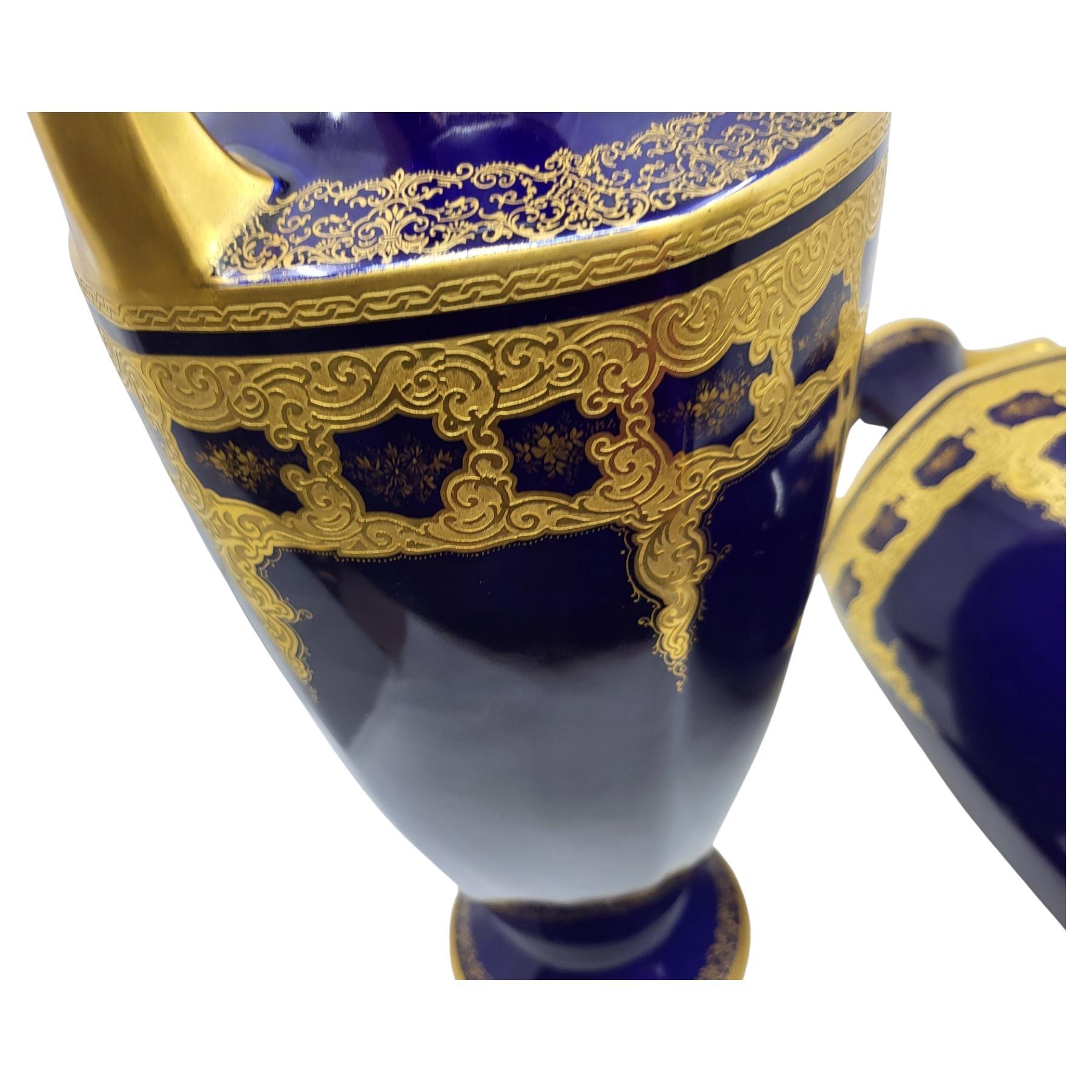 Oro Coppia di vasi Amphore Jean Pouyat, W Guerin Paris Limoges Bleu France 19 ième in vendita
