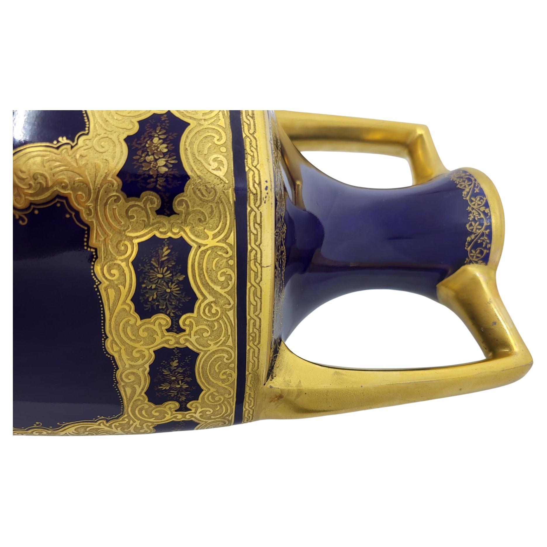 Coppia di vasi Amphore Jean Pouyat, W Guerin Paris Limoges Bleu France 19 ième in vendita 2