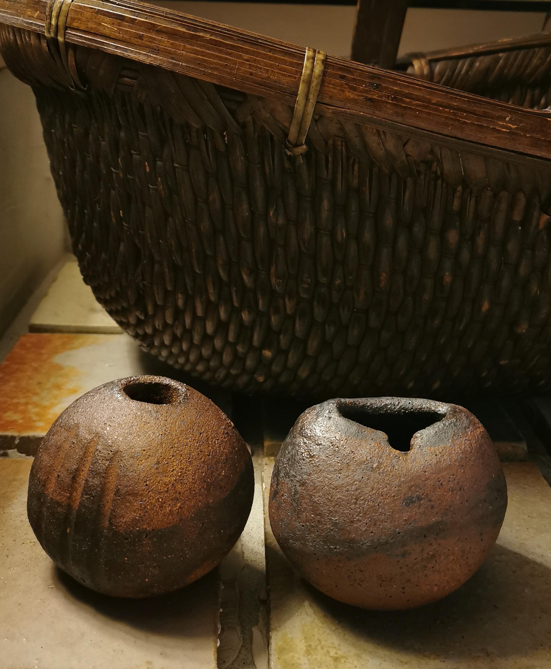 Paire de vases boules en grès de la Borne For Sale 2