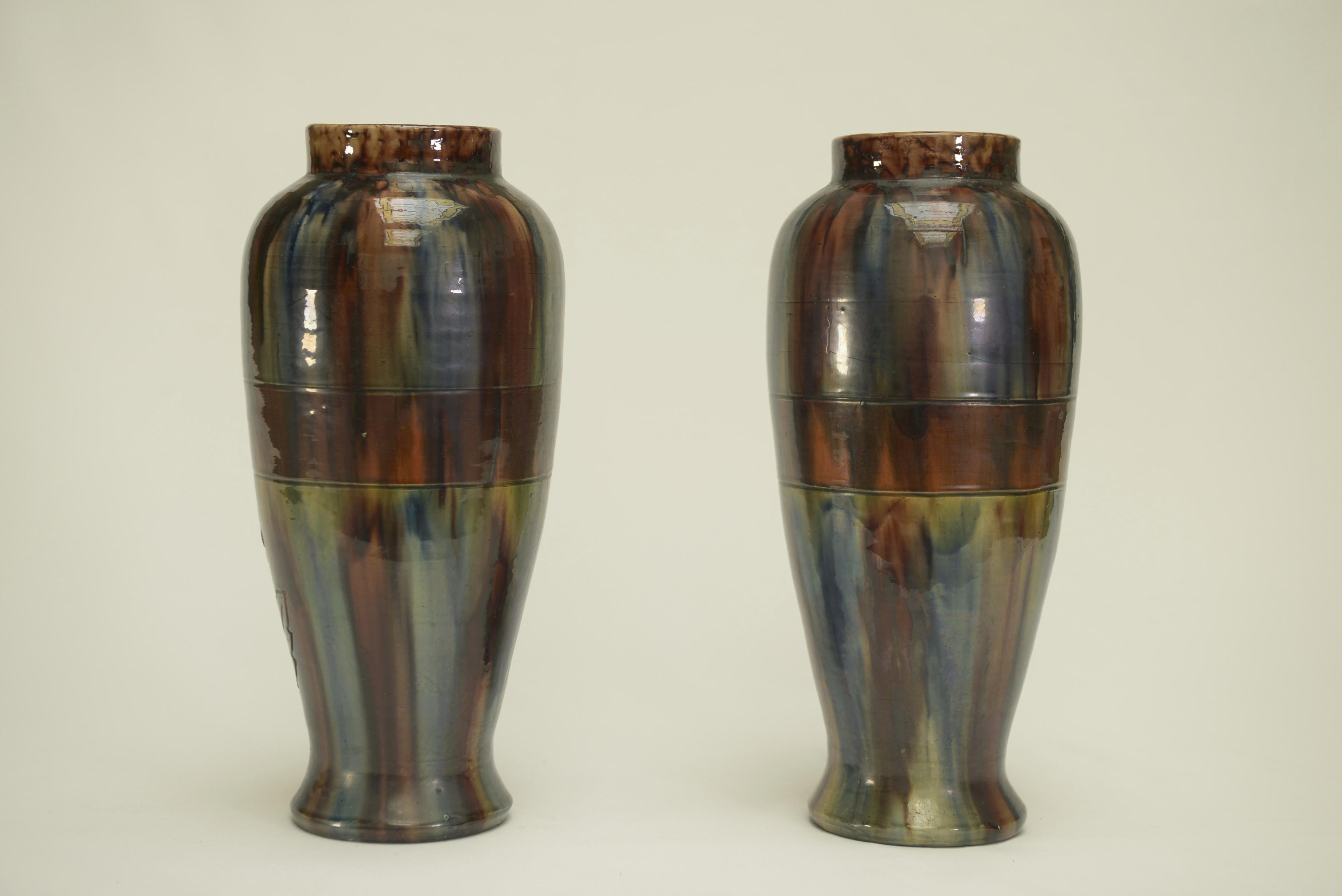 Paire de vases en barbotine début XXème estampillé BELGIUM 158 en venta 6