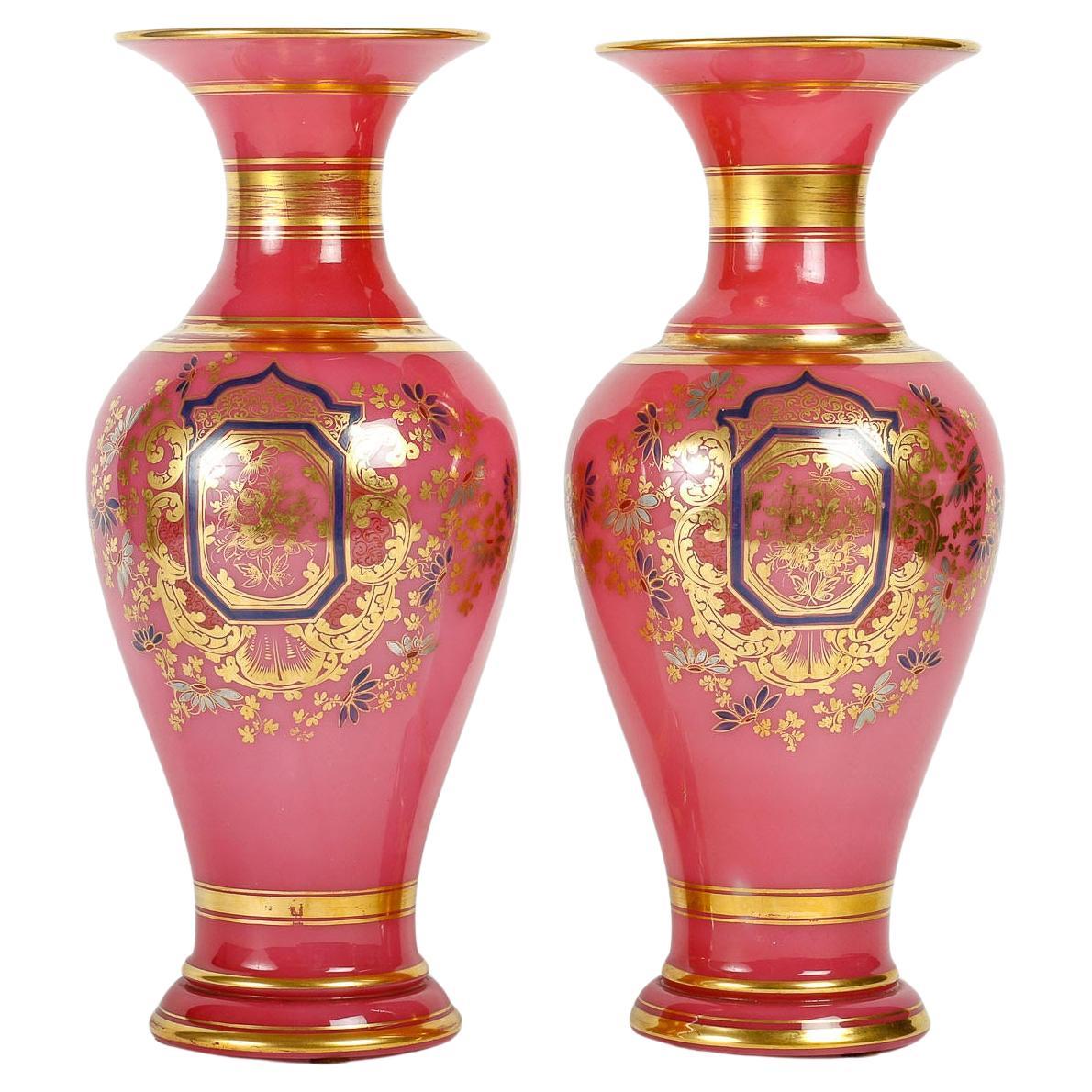 Paire de Vases en Opaline Rose de Baccarat, Epoque Napoléon III. For Sale