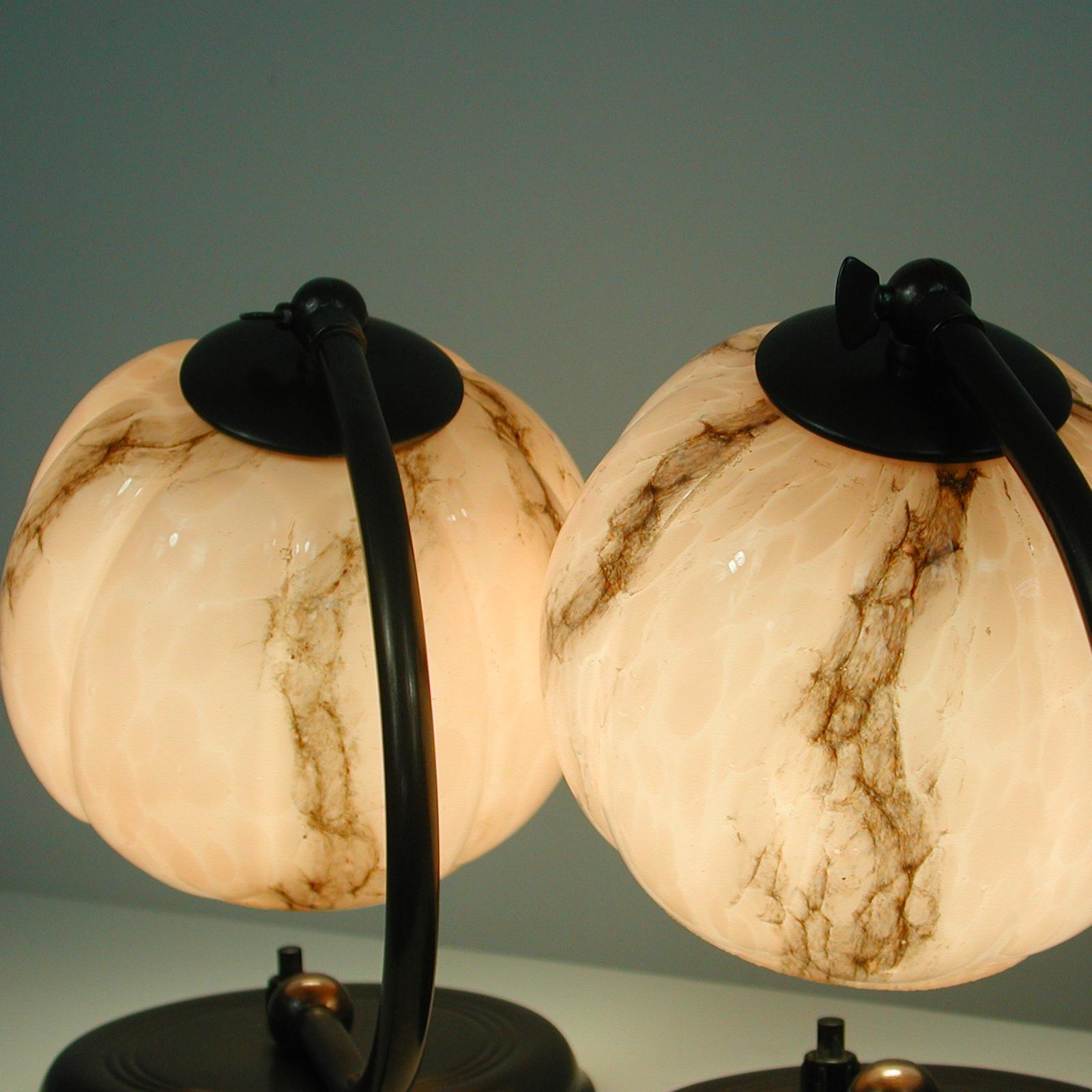 Paire German Art Deco Bronzed Brass Table Lamps Marbled Opaline Shades, 1930s 7
