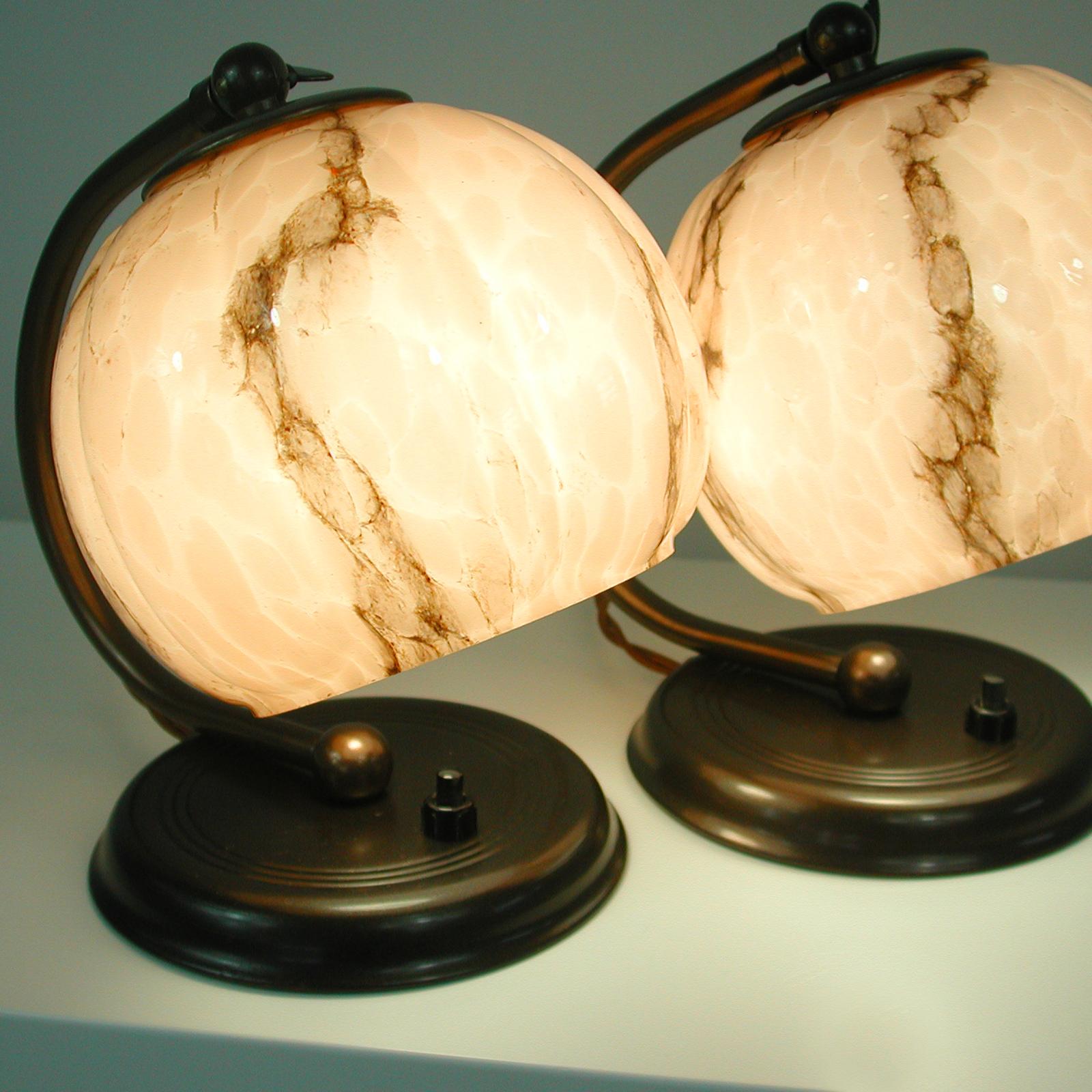 Paire German Art Deco Bronzed Brass Table Lamps Marbled Opaline Shades, 1930s 9