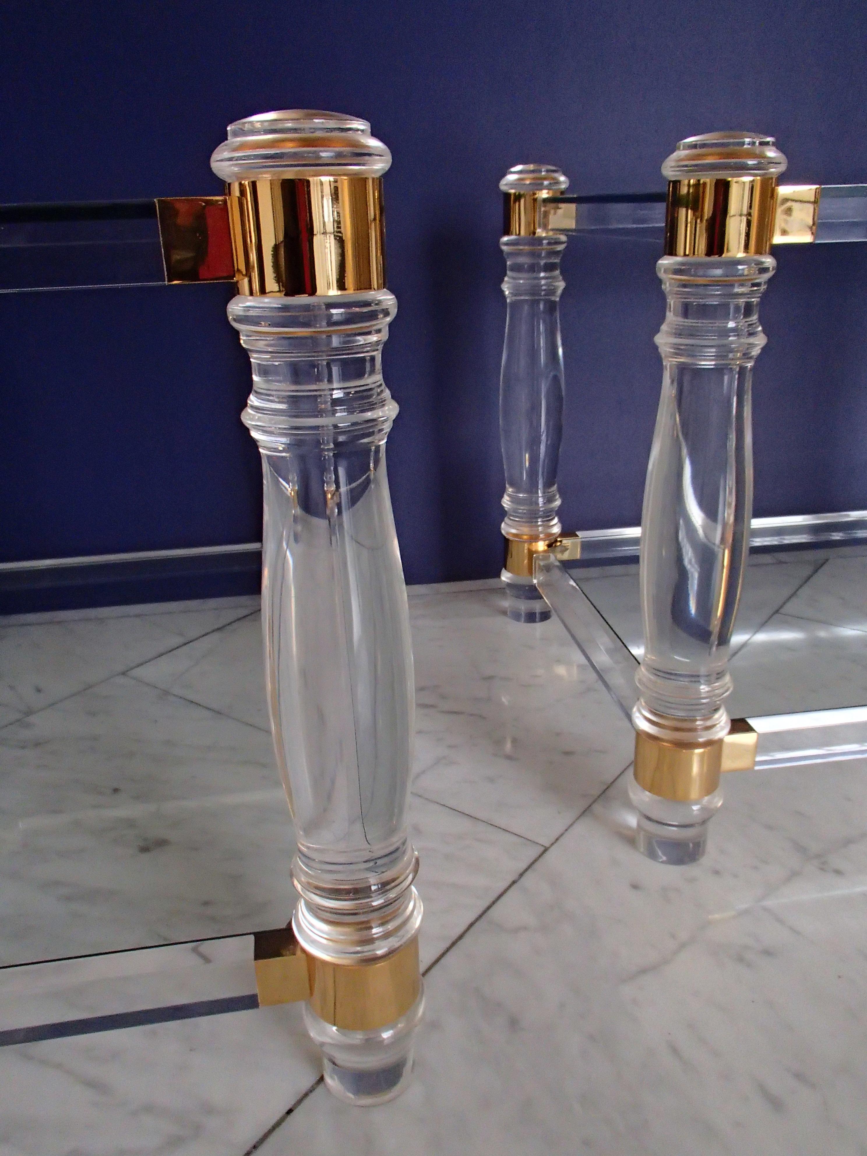 Pair of Modern Side Tables Plexi Glass, Glass and Brass  For Sale 4
