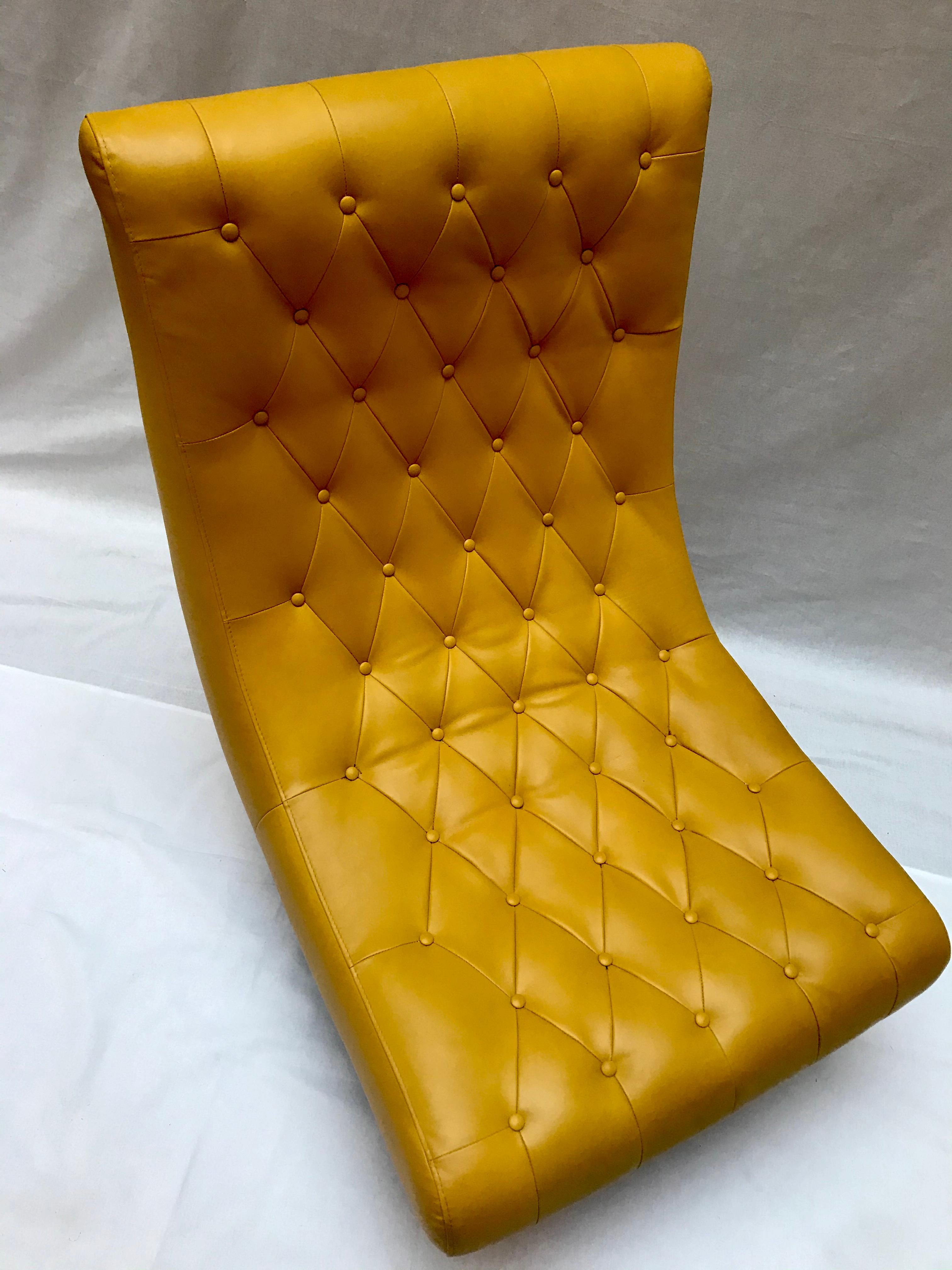 American Pair of Armchairs in Yellow Hermès Leather For Sale