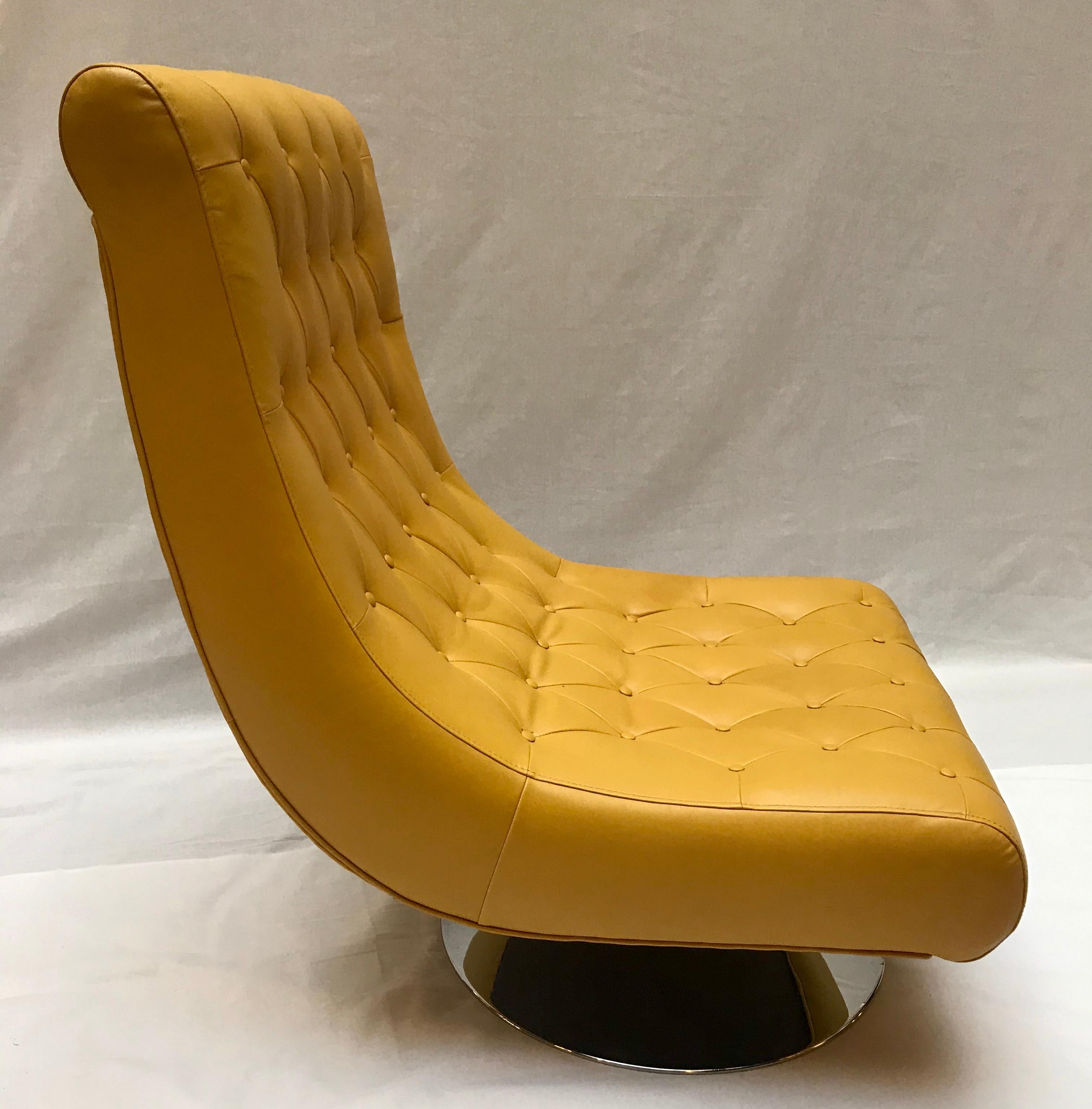Pair of Armchairs in Yellow Hermès Leather For Sale 1