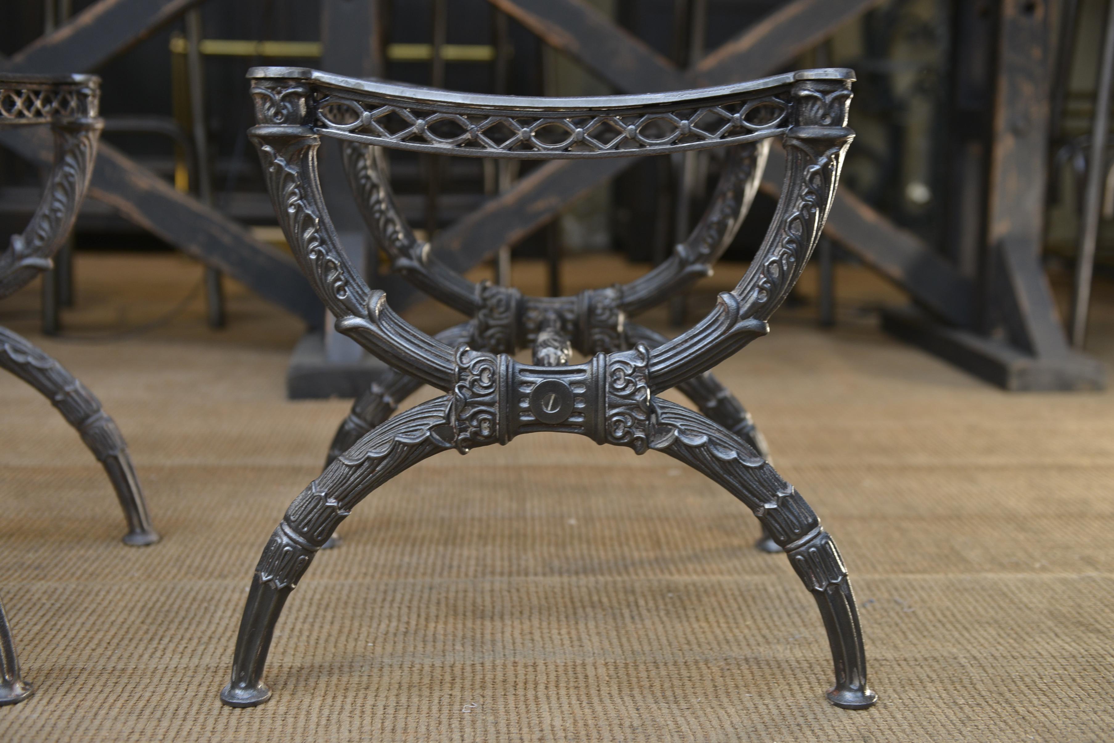 Paire of Cast Iron Stools France, circa 1900 For Sale 1