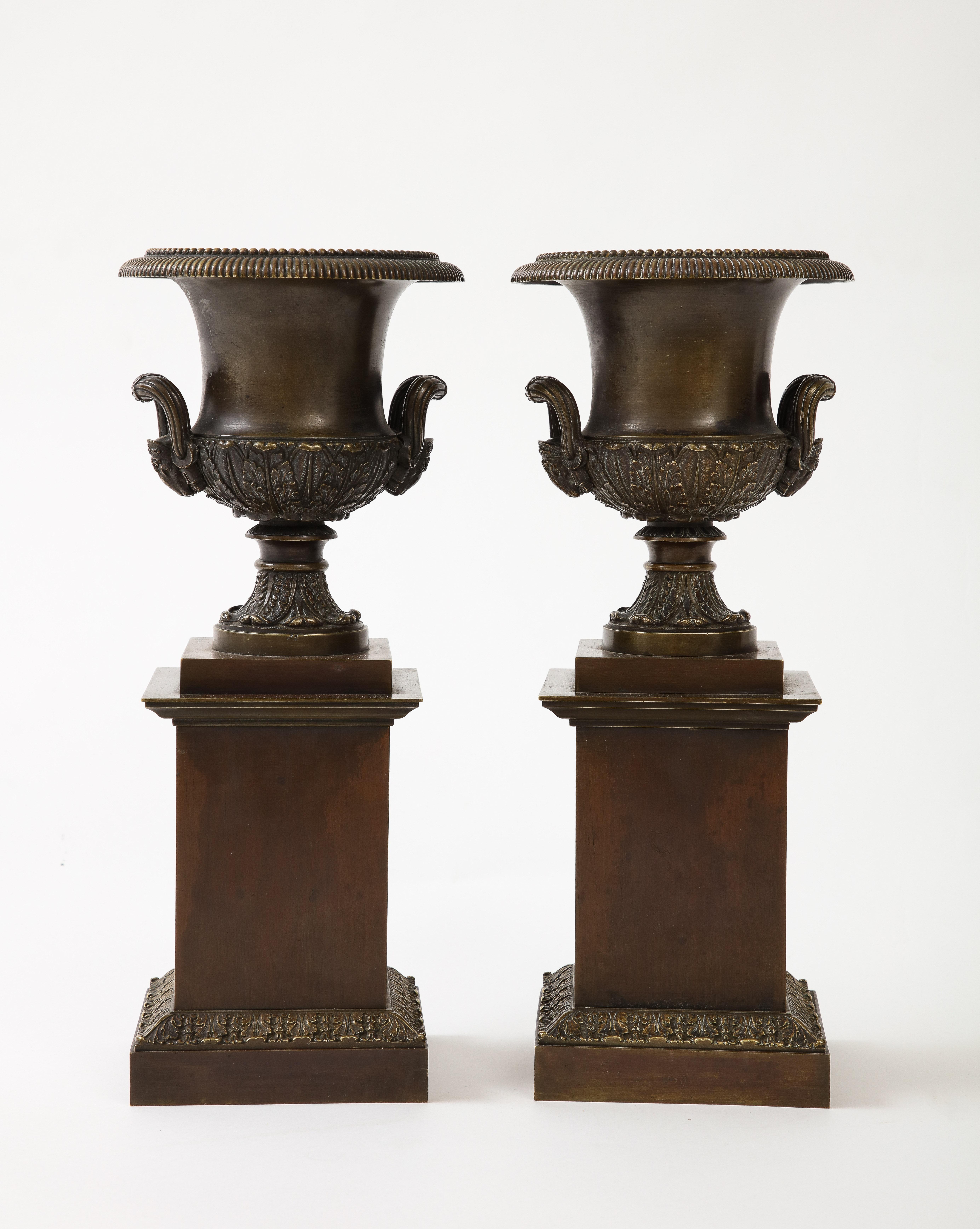 Pair of Patinated Bronze Empire Period Medici Urns For Sale 3
