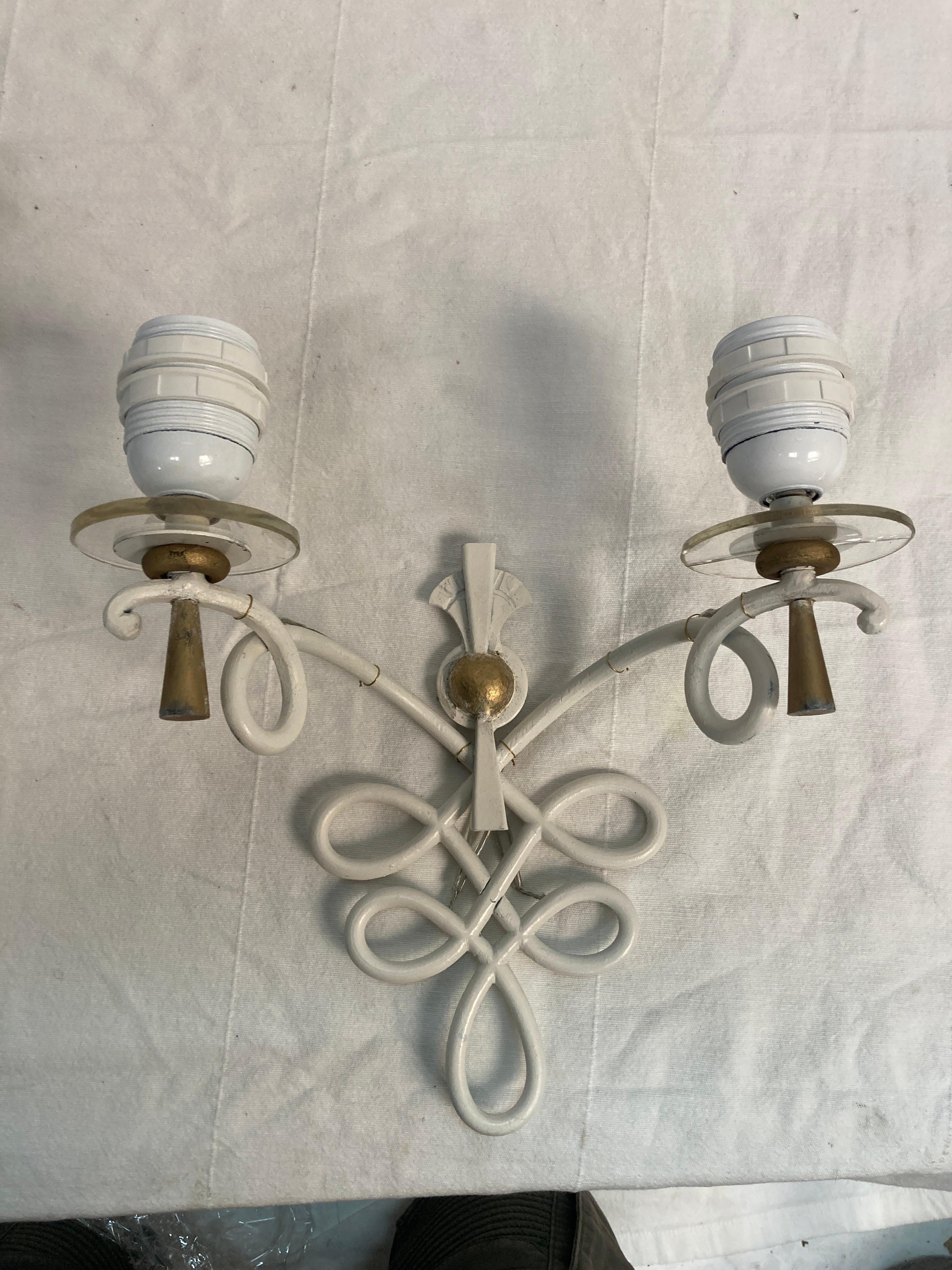 Paire of wrought iron pair of sconces
Hand made
1940's
France
By rené Drouet