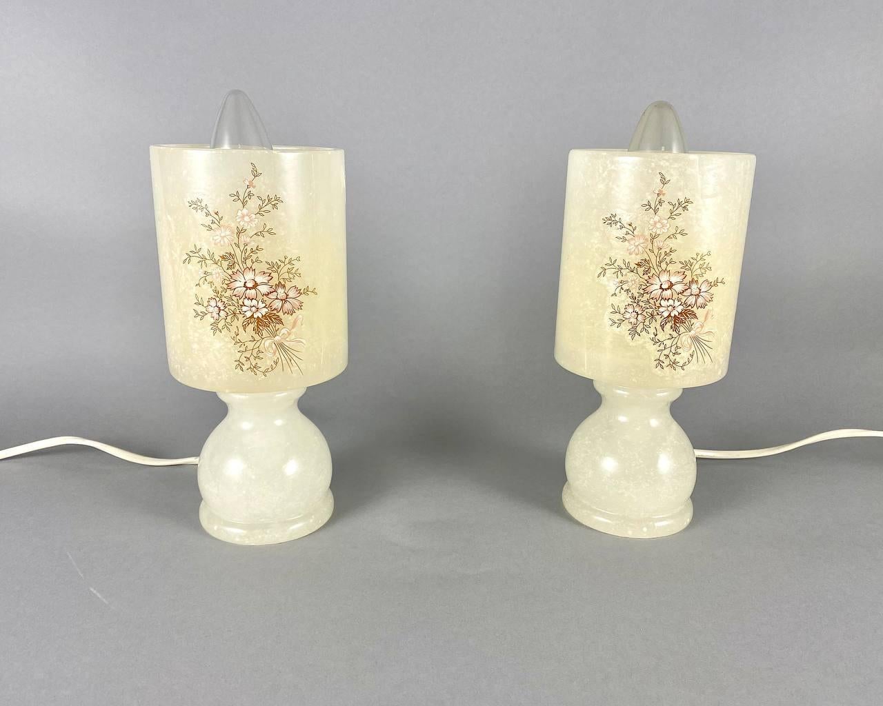 Paired Table Lamps Two Marble Vintage Lamps In Excellent Condition For Sale In Bastogne, BE
