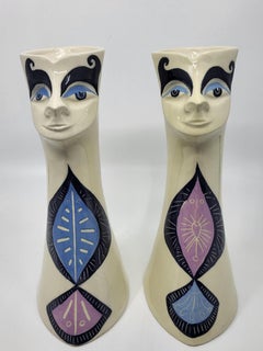 Pares de jarrones antropomorfos Gabrielle Mackiewicz en cerámica francesa