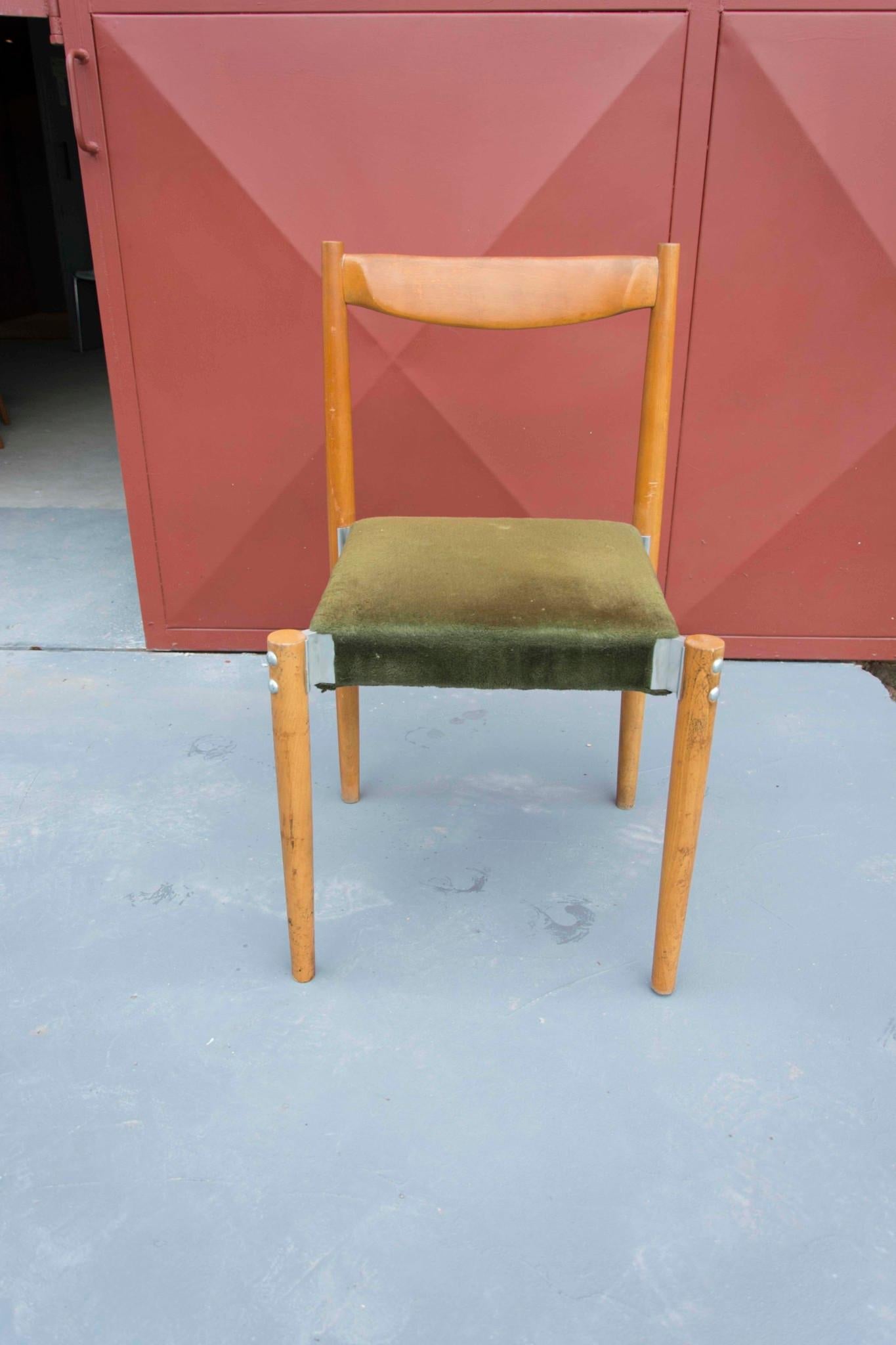 Pair of Czech Dinning Chairs, Designed by M. Navratil, 1970s In Good Condition For Sale In Prague 8, CZ