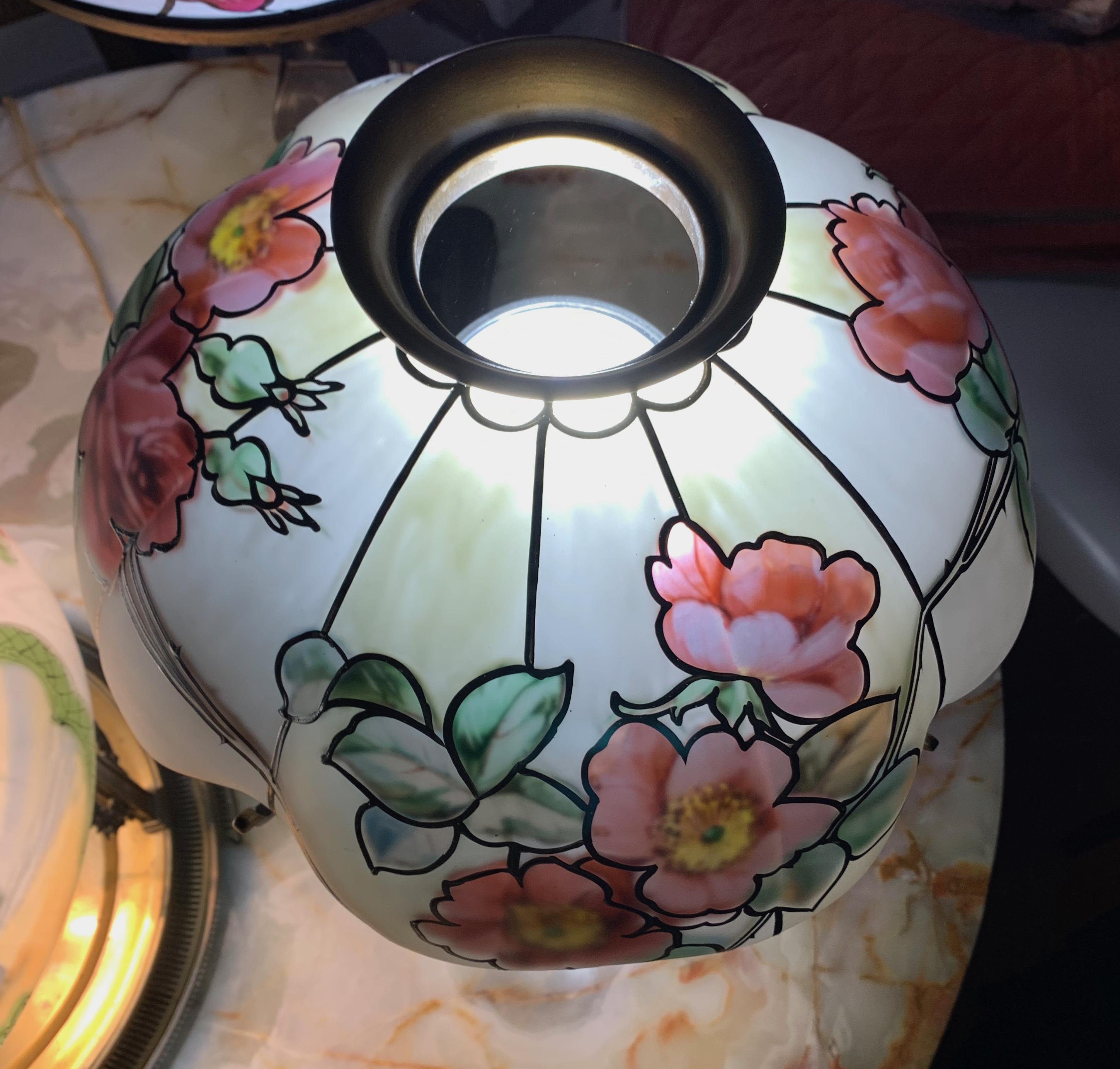 American Pairpoint Glass Company Rose Floral Stained Glass Table Lamp, Vienna Shade, 1920