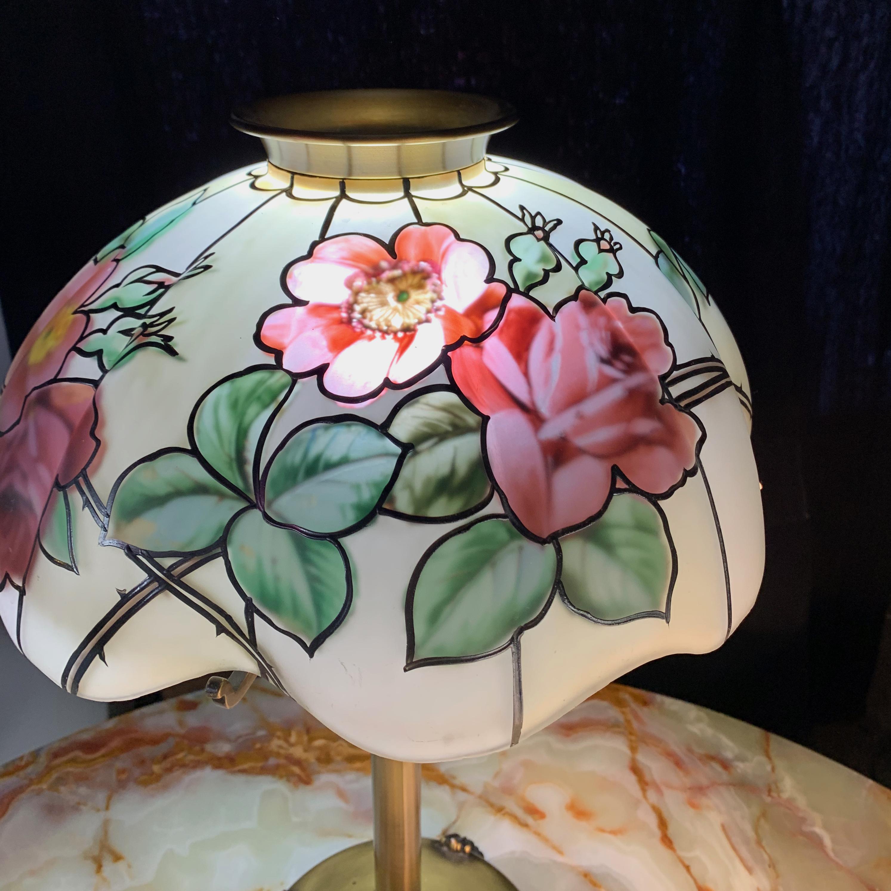 20th Century Pairpoint Glass Company Rose Floral Stained Glass Table Lamp, Vienna Shade, 1920