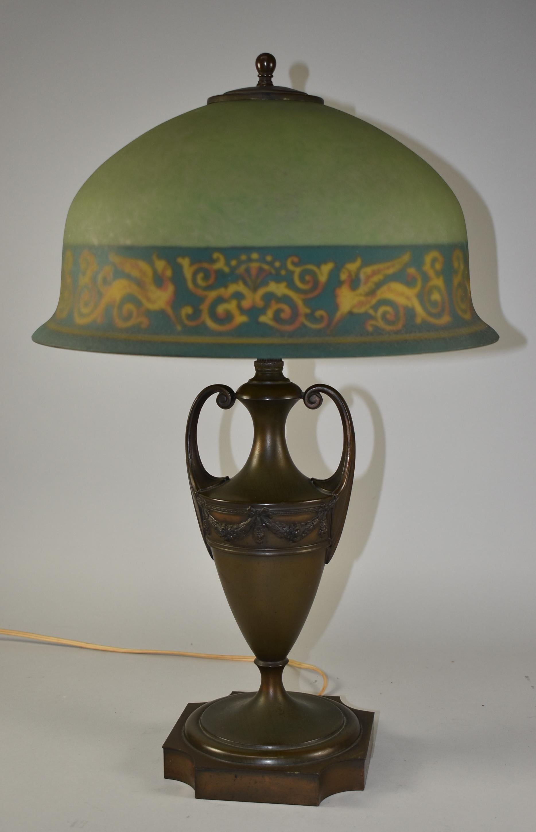 Pairpoint reverse painted table lamp. A beautifully hand decorated 14