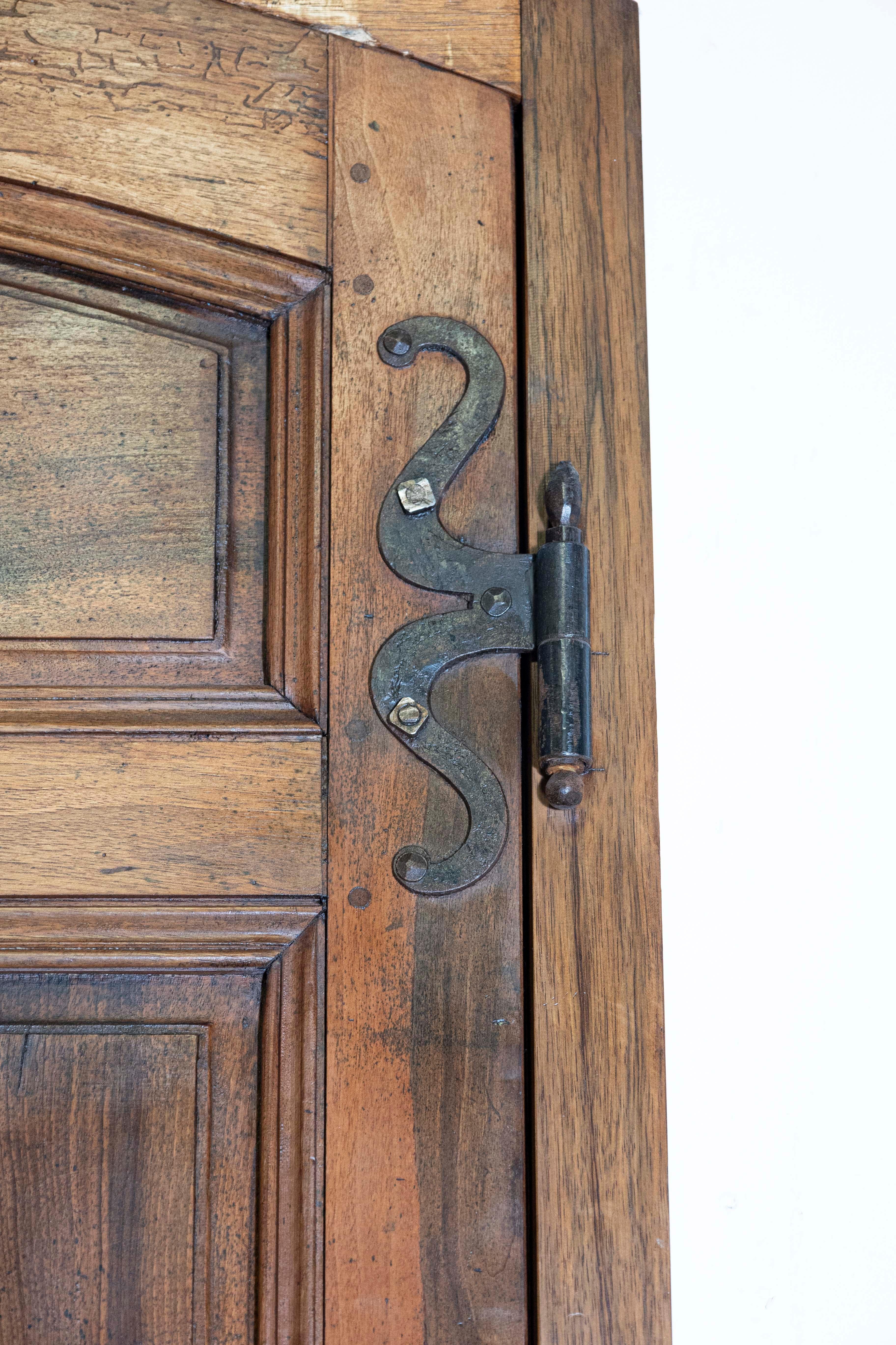 Fino al XVIII secolo Coppia di porte di comunicazione francesi del XVIII secolo CIRCA 1790 in vendita