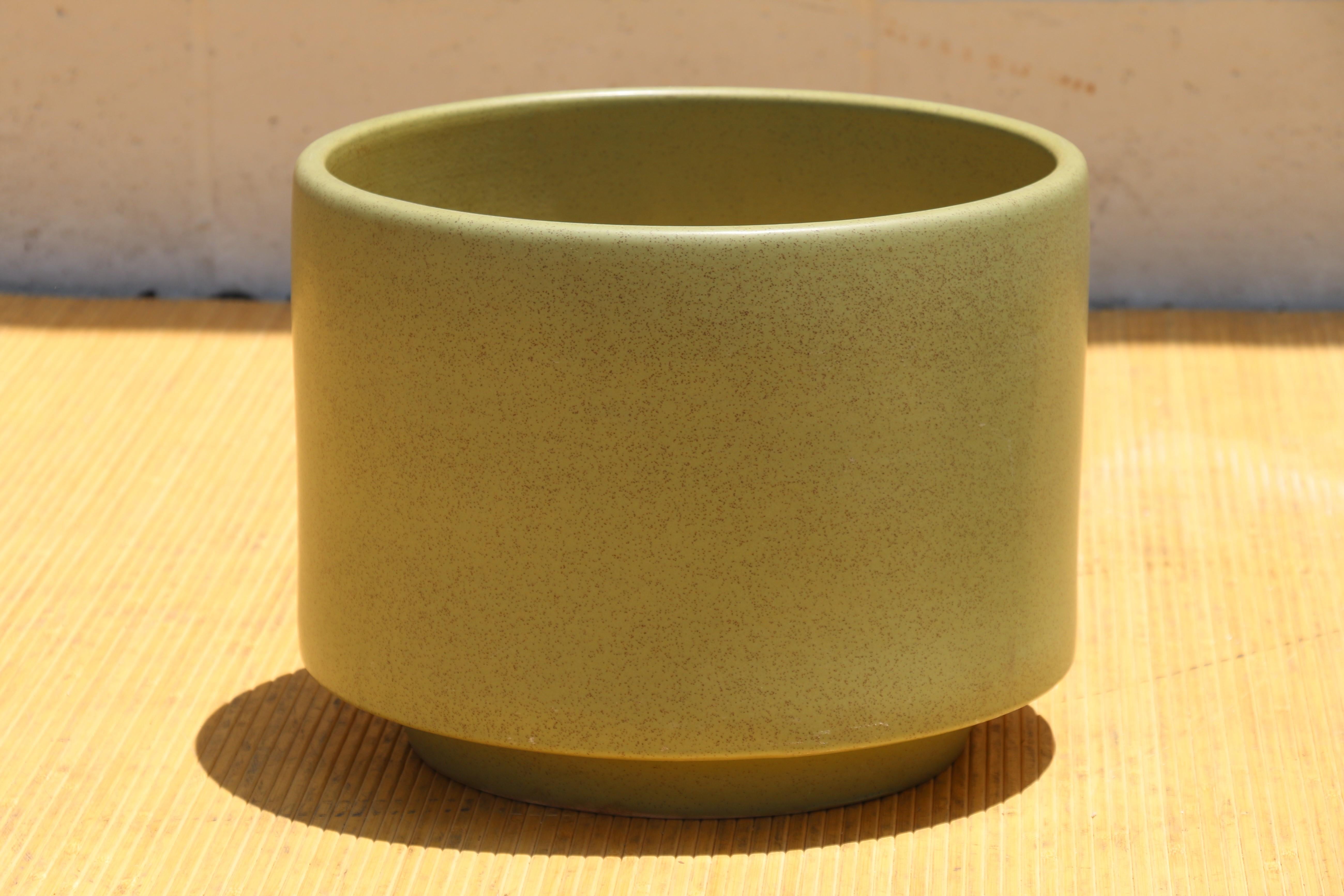 Pairs of 1970s Gainey Art Pottery Modern Planters in Satin Green Glaze 1