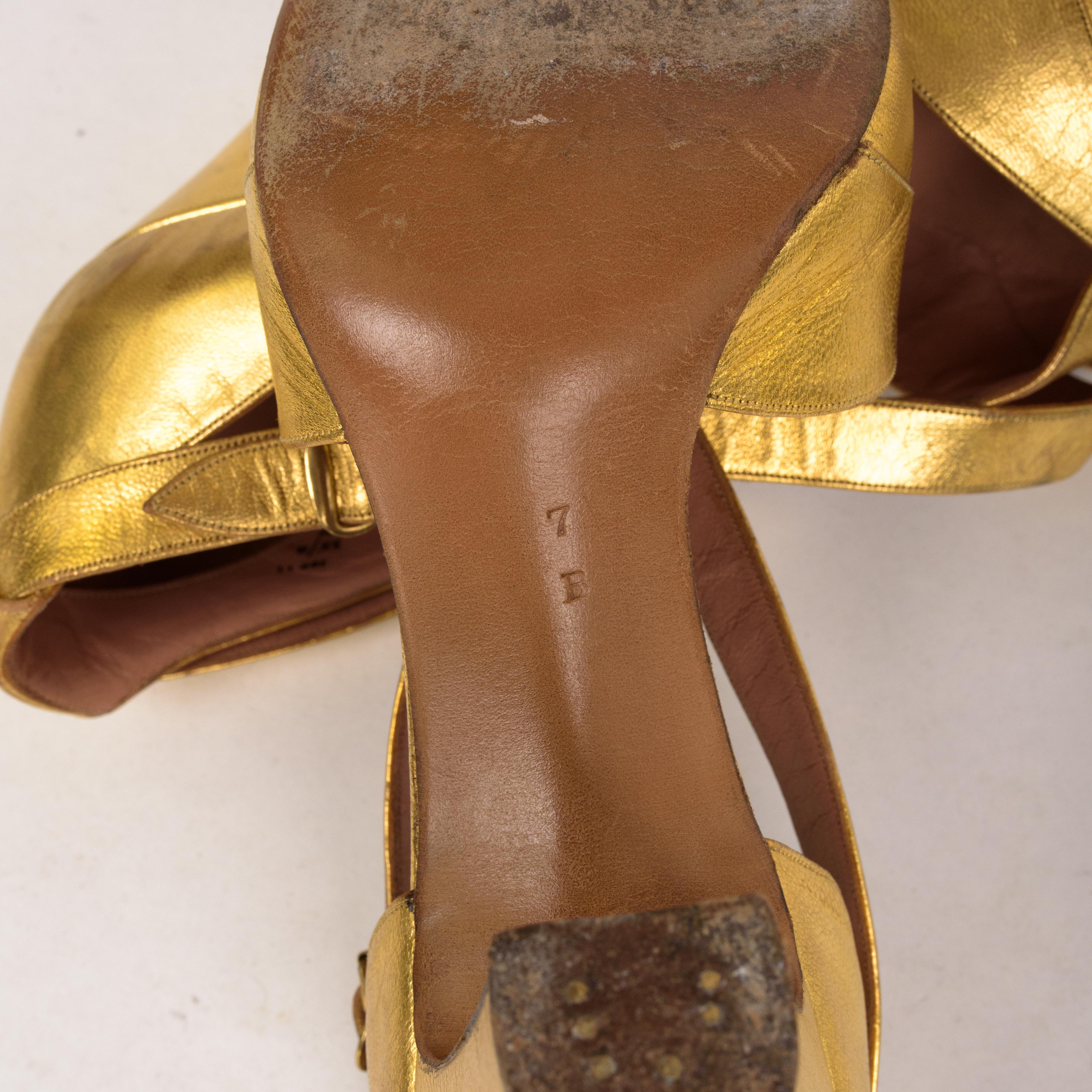 Pairs of ballroom shoes - Salomés in golden leather Circa 1930/1940 7