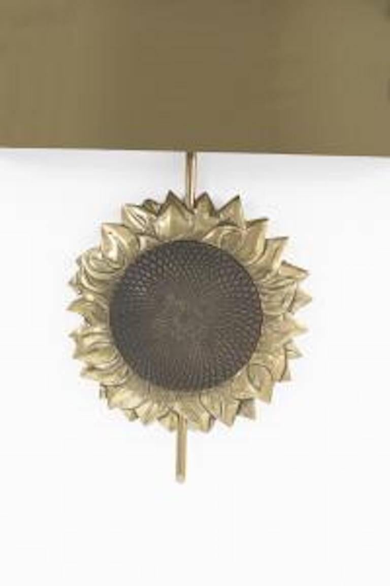4 French Mid-Century Gilt Sunflower Wall Sconces In Good Condition In New York, NY