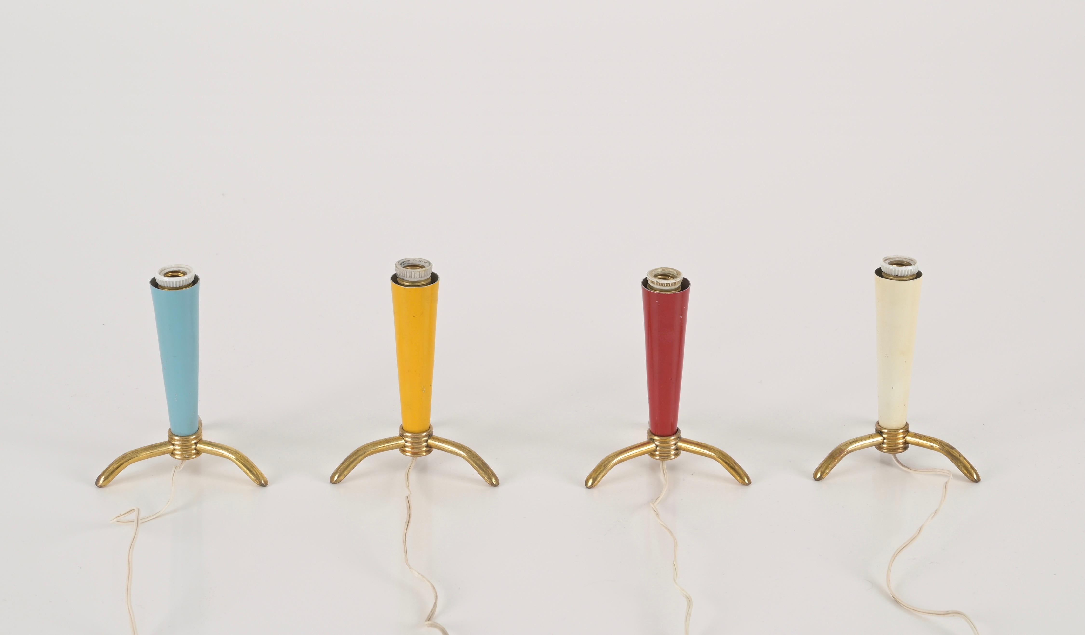 Pairs of Italian Table Lamps in Brass, Yellow and Tiffany Metal, Stilnovo, 1950s In Good Condition For Sale In Roma, IT