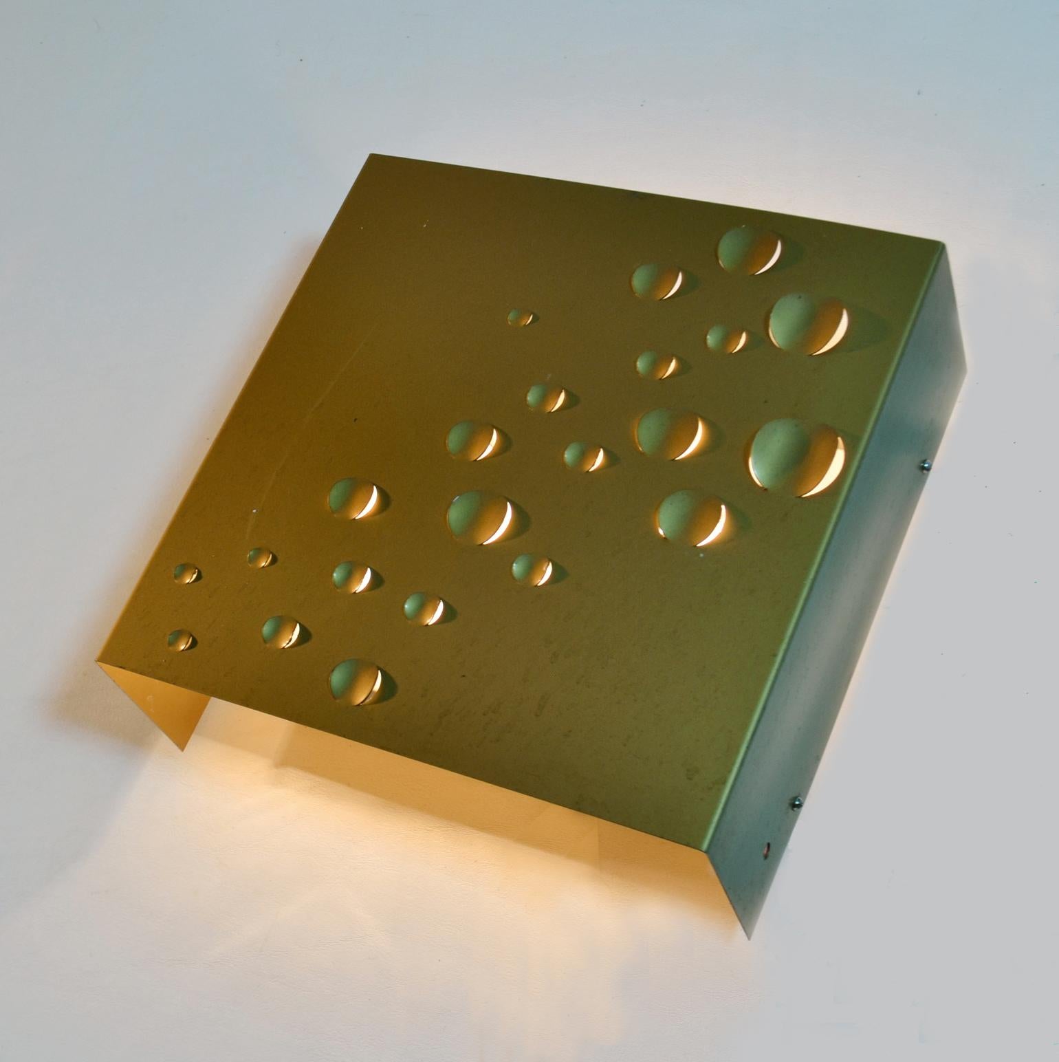 Minimalist Pair of Square Gold Metal Raindrop Wall Lamps by Jelle Jelles for RAAK 1965 For Sale