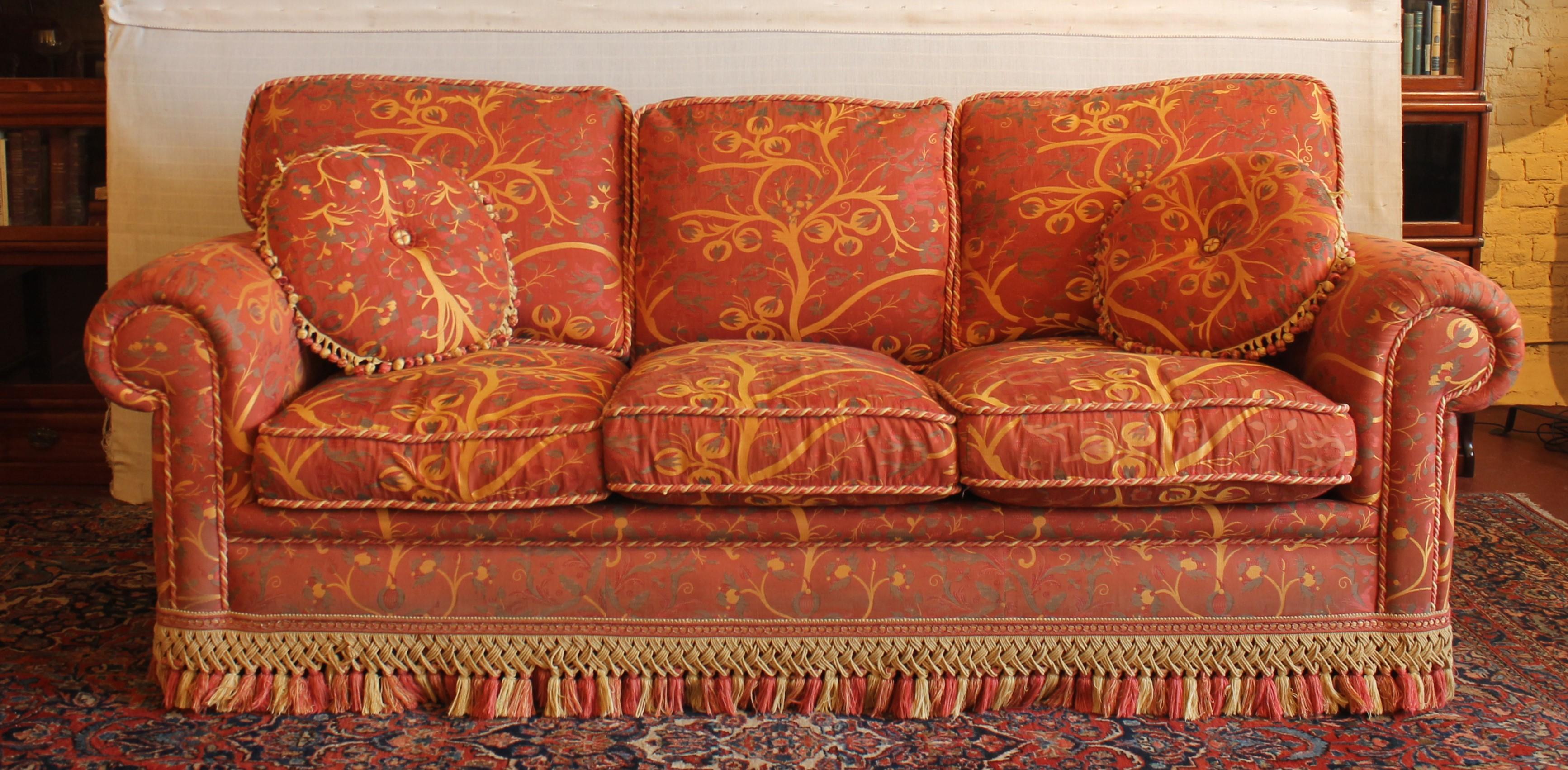 Pairs Of Sofas With Floral Decor In Good Condition In Brussels, Brussels