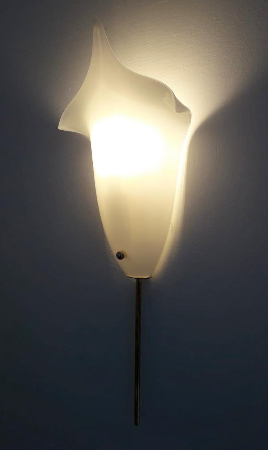 Pair of Tulip Sconces by Barovier e Toso - 2 pairs available In Good Condition In Los Angeles, CA