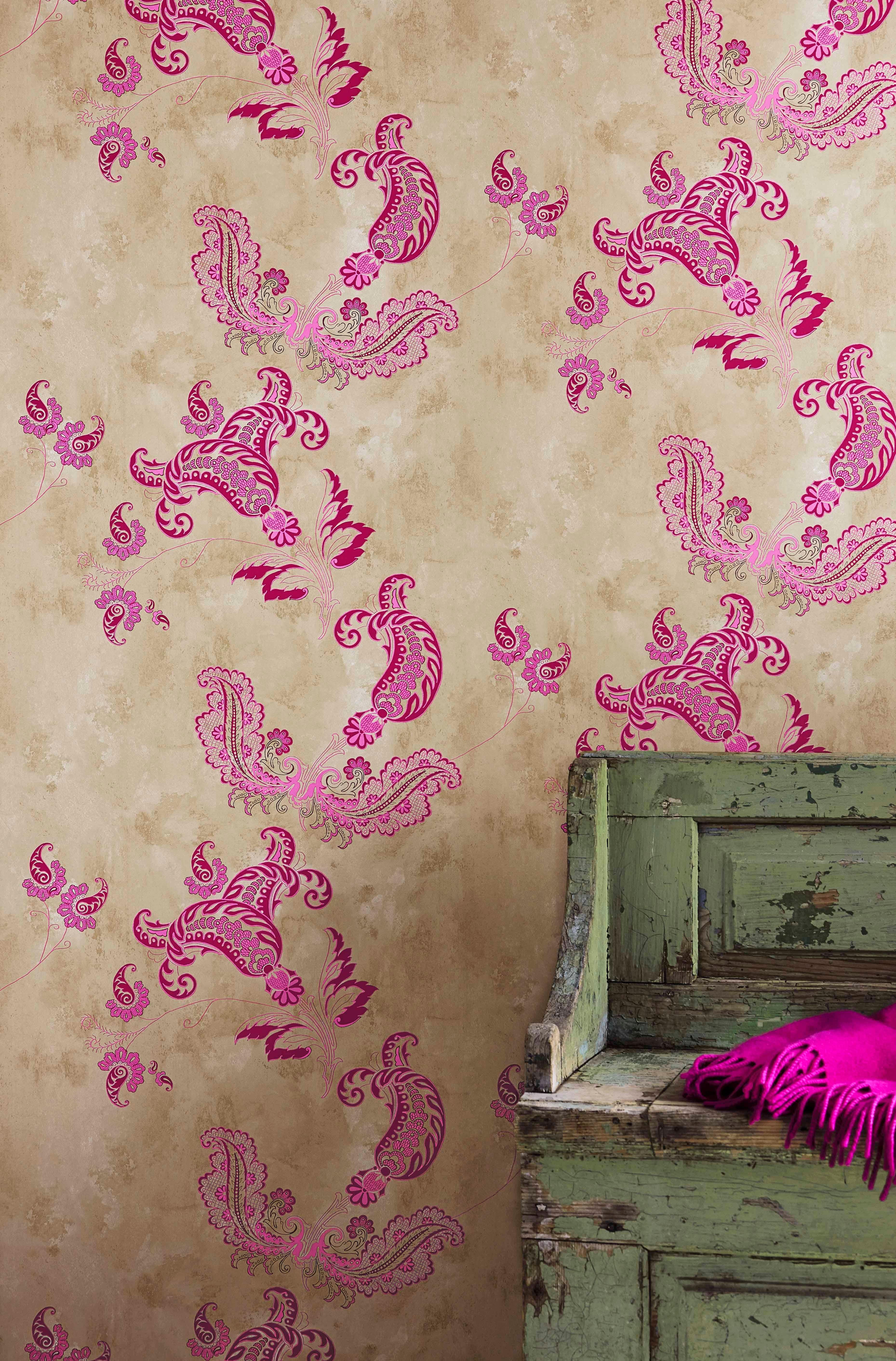 British 'Paisley' Contemporary, Traditional Wallpaper in Hot Pink on Tea Stain For Sale