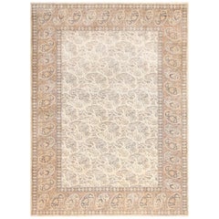 Paisley Design Antique Turkish Sivas Carpet. Size: 7 ft x 9 ft 8 in