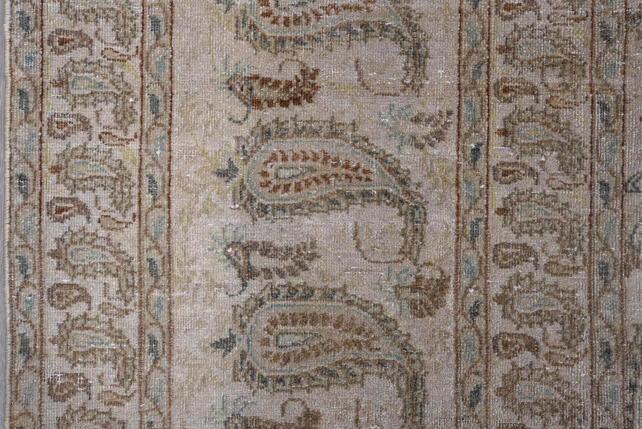 Paisley Oak and Cream Sivas For Sale 4