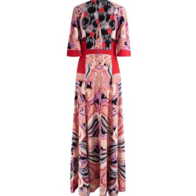 Etro Paisley Printed Silk Midi Dress
 
 
 
 -Multi coloured paisley print body 
 
 -V-neck with lace details 
 
 -Black beaded embellishment panel
 
 -Zip fastening along the back 
 
 -Doubled layered 
 
 -Mid-length 
 
 -Mid-length sleeves 
 
 
 
