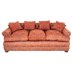 gepolstertes Chesterfield-Sofa mit Paisleymuster und Knopfleiste