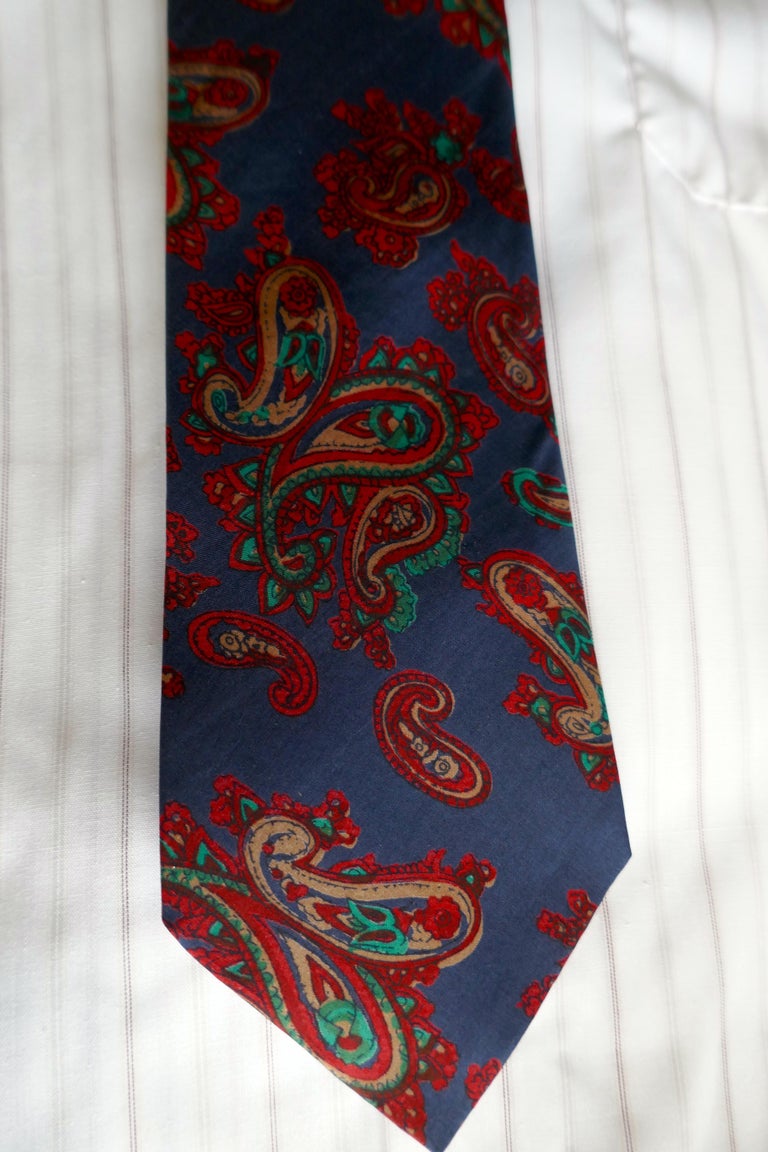 Paisley Vintage Retro Silk Tie, Classic from 1960s For Sale at 1stDibs