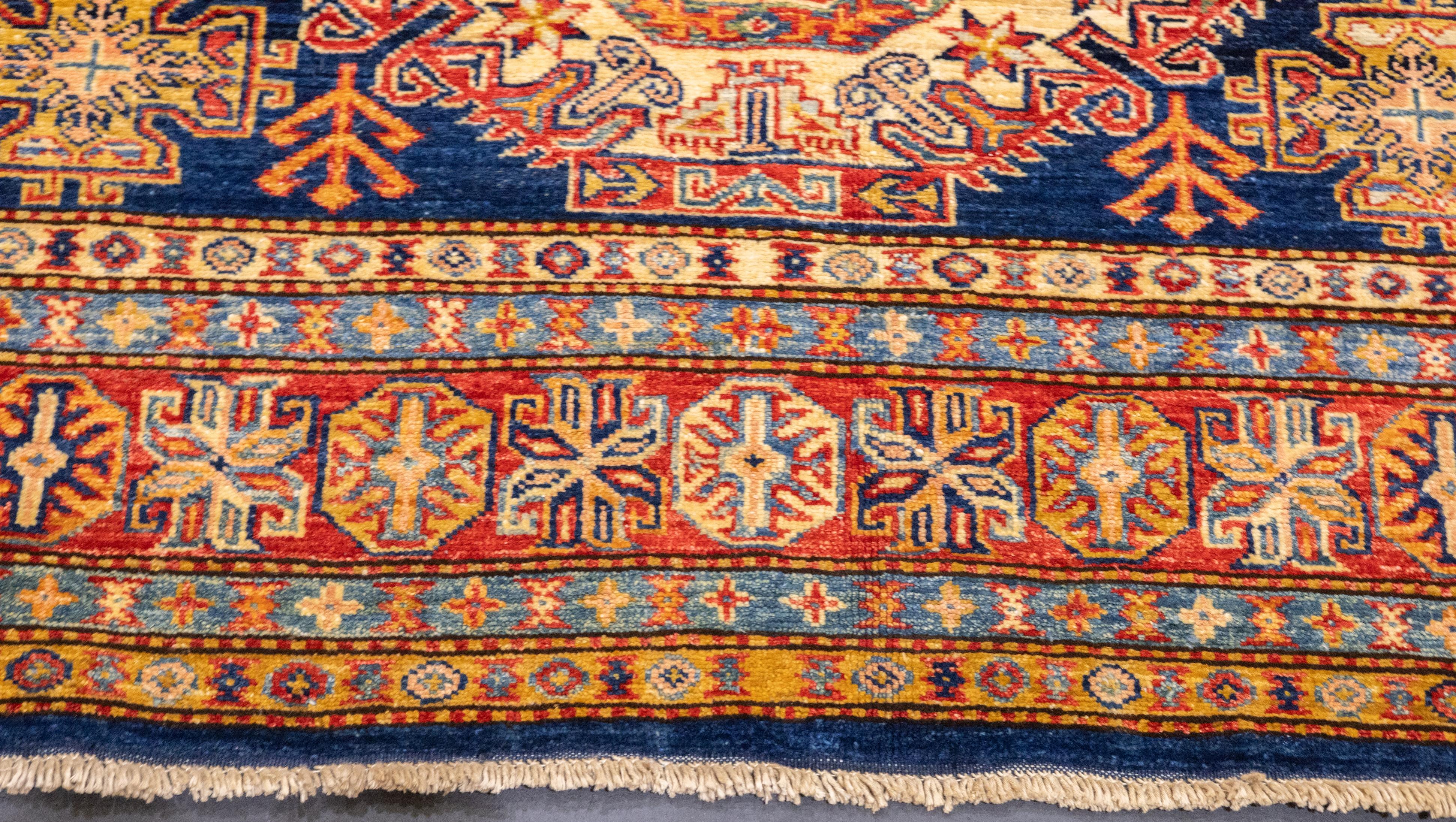 PAK Kazak Rug 5'2'' x 7'9'' In New Condition For Sale In New York, NY