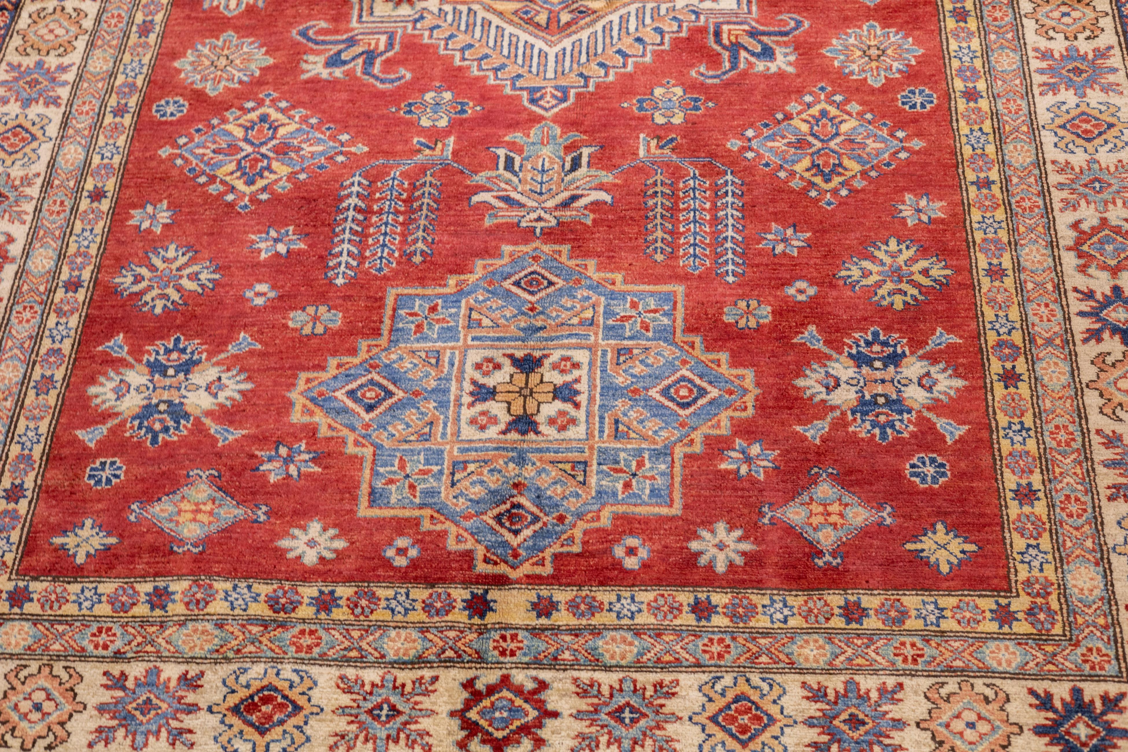 XXI secolo e contemporaneo Tappeto PAK Kazak 5'5'' x 7'8'' in vendita