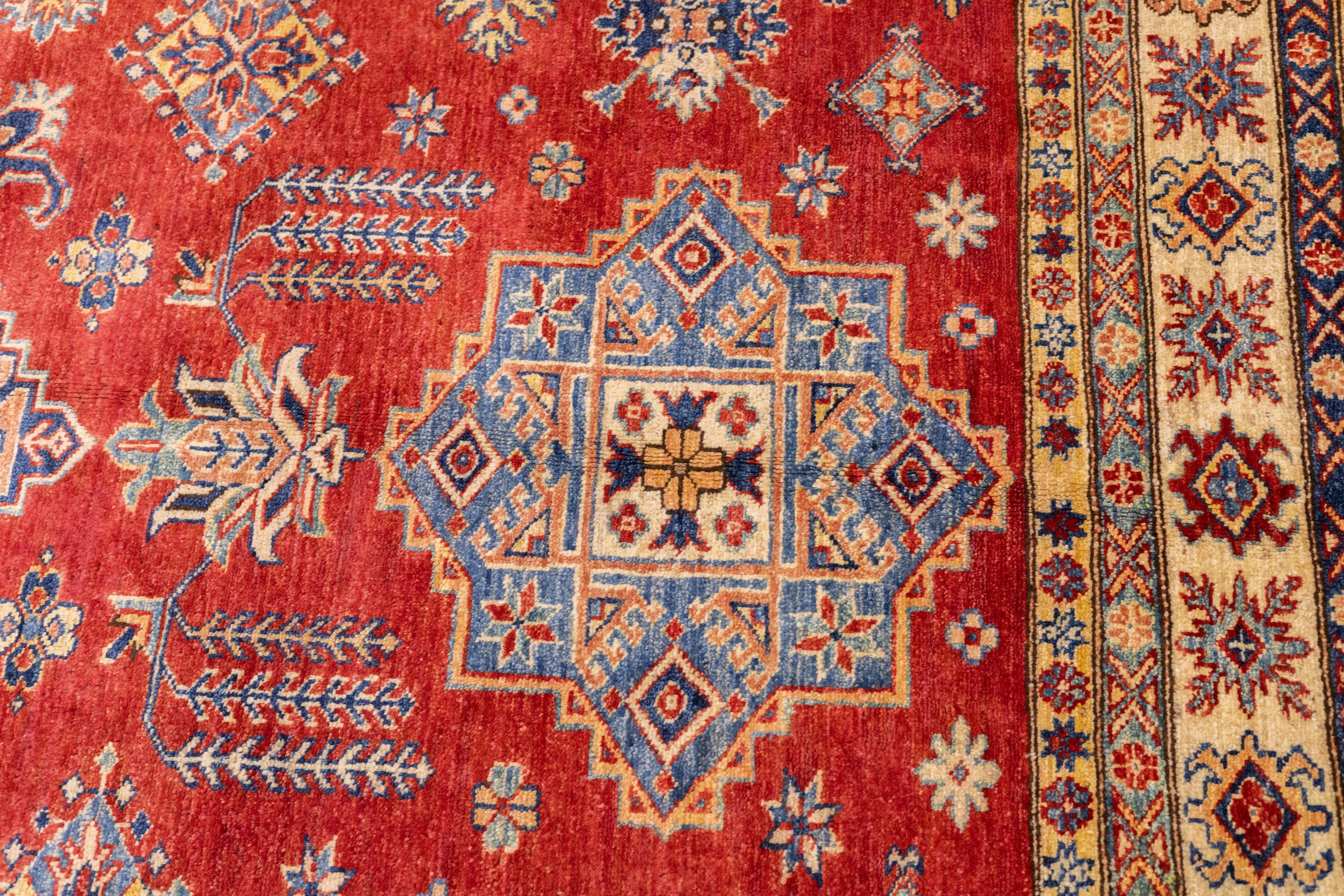 Tappeto PAK Kazak 5'5'' x 7'8'' in vendita 1