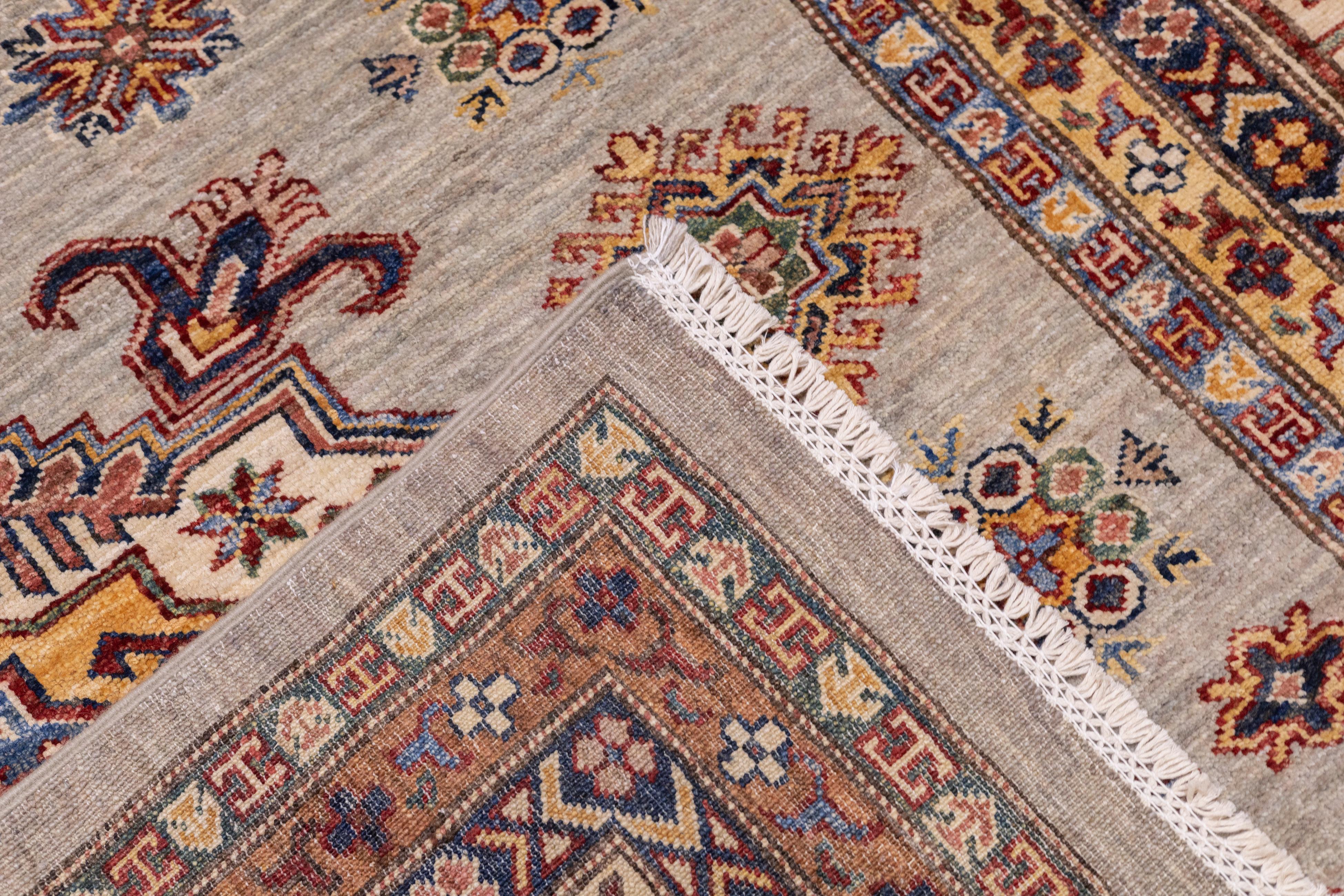 PAK Kazak Rug 6'9'' x 9'7'' For Sale 5