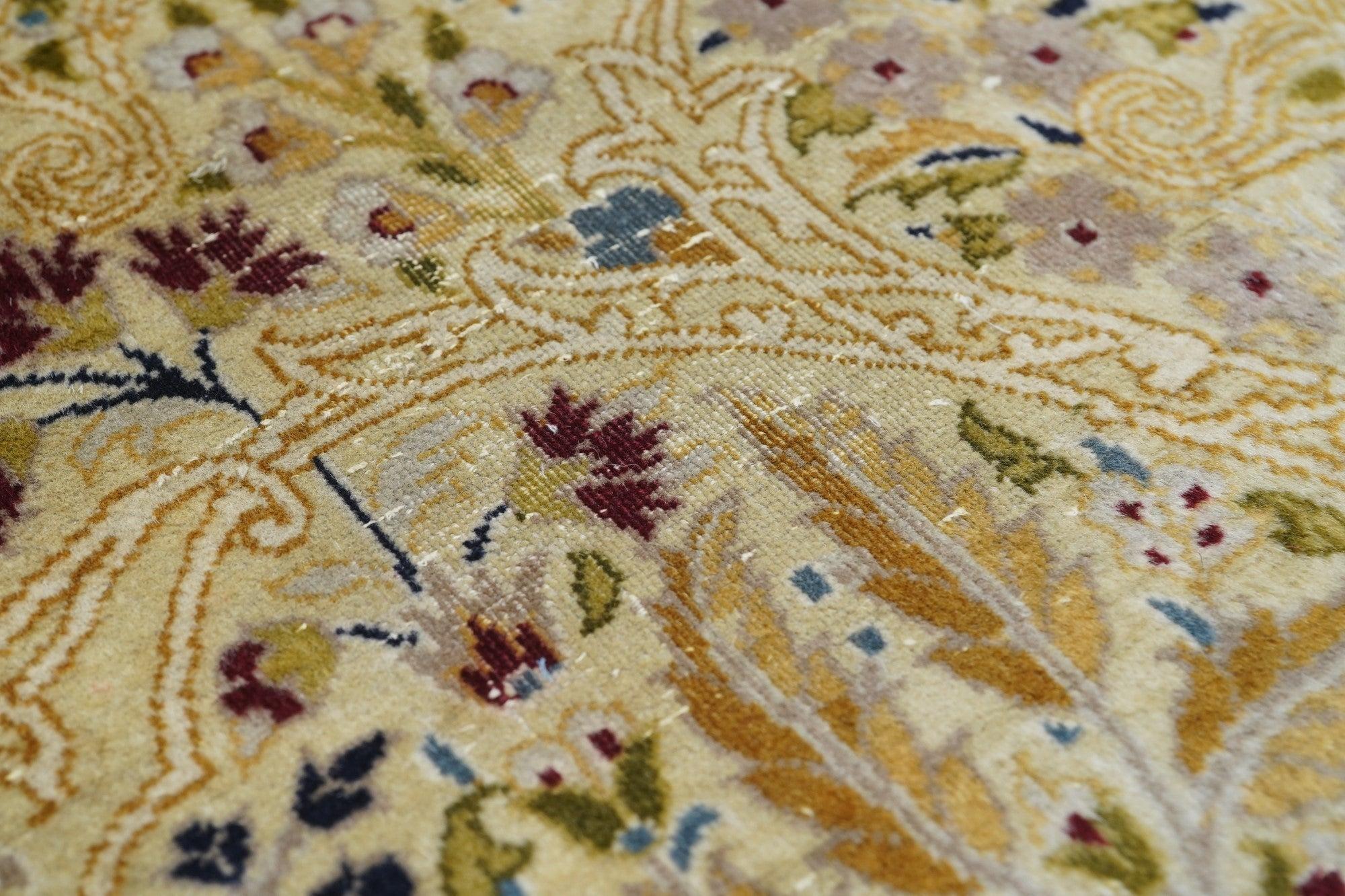 Tapis persan Pak 4'7'' x 7'4'' en vente 1