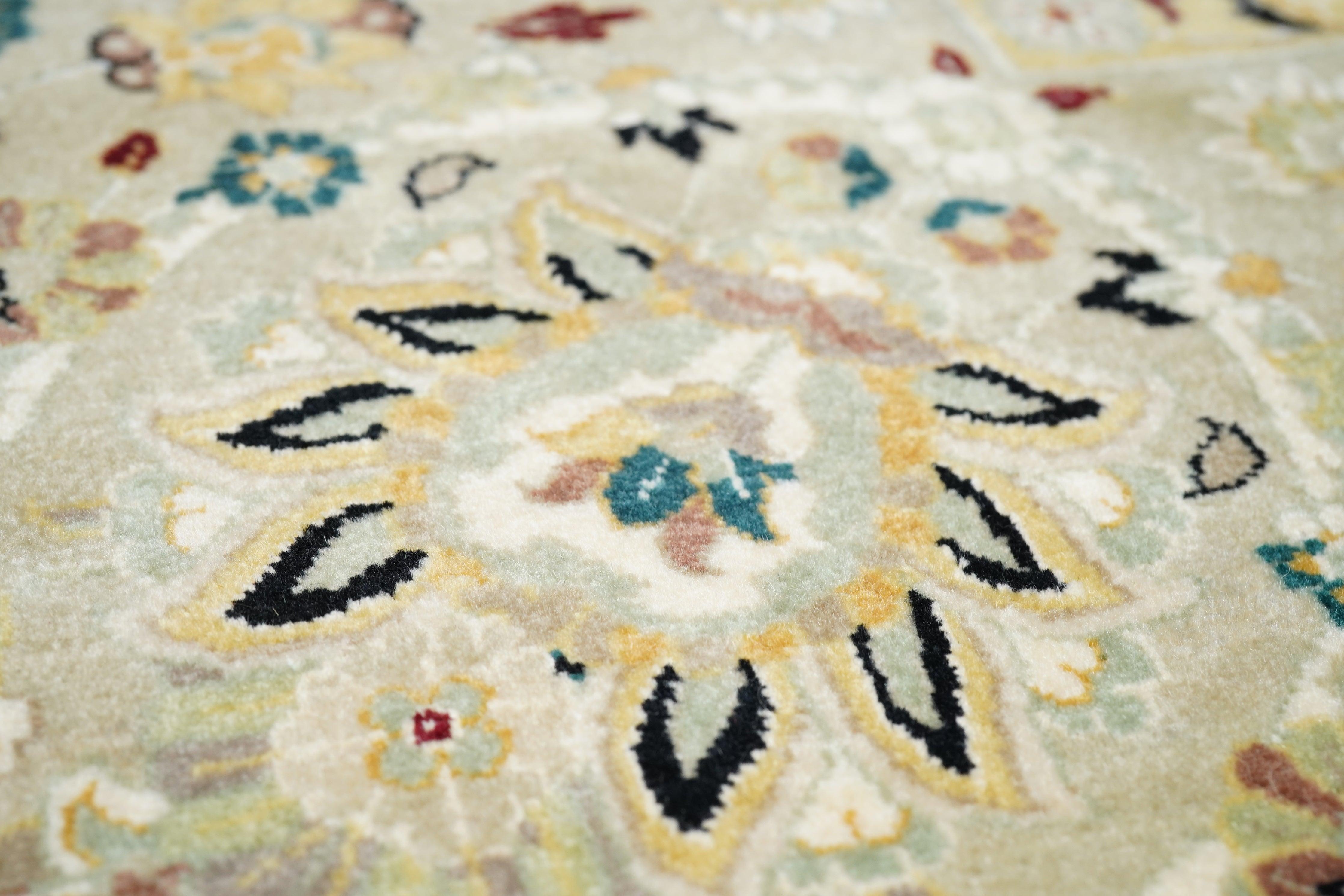 Contemporary Pakestan Rug Tabriz Design, Hand Knotted For Sale