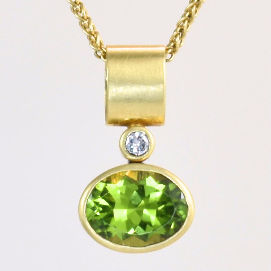 Peridot Diamond Minimalist Pendant, Lynn Kathyrn Miller, Lynn K Designs In New Condition For Sale In San Jose, CA