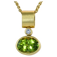 Pendentif minimaliste en péridot et diamant, Lynn Kathyrn Miller, Lynn K Designs