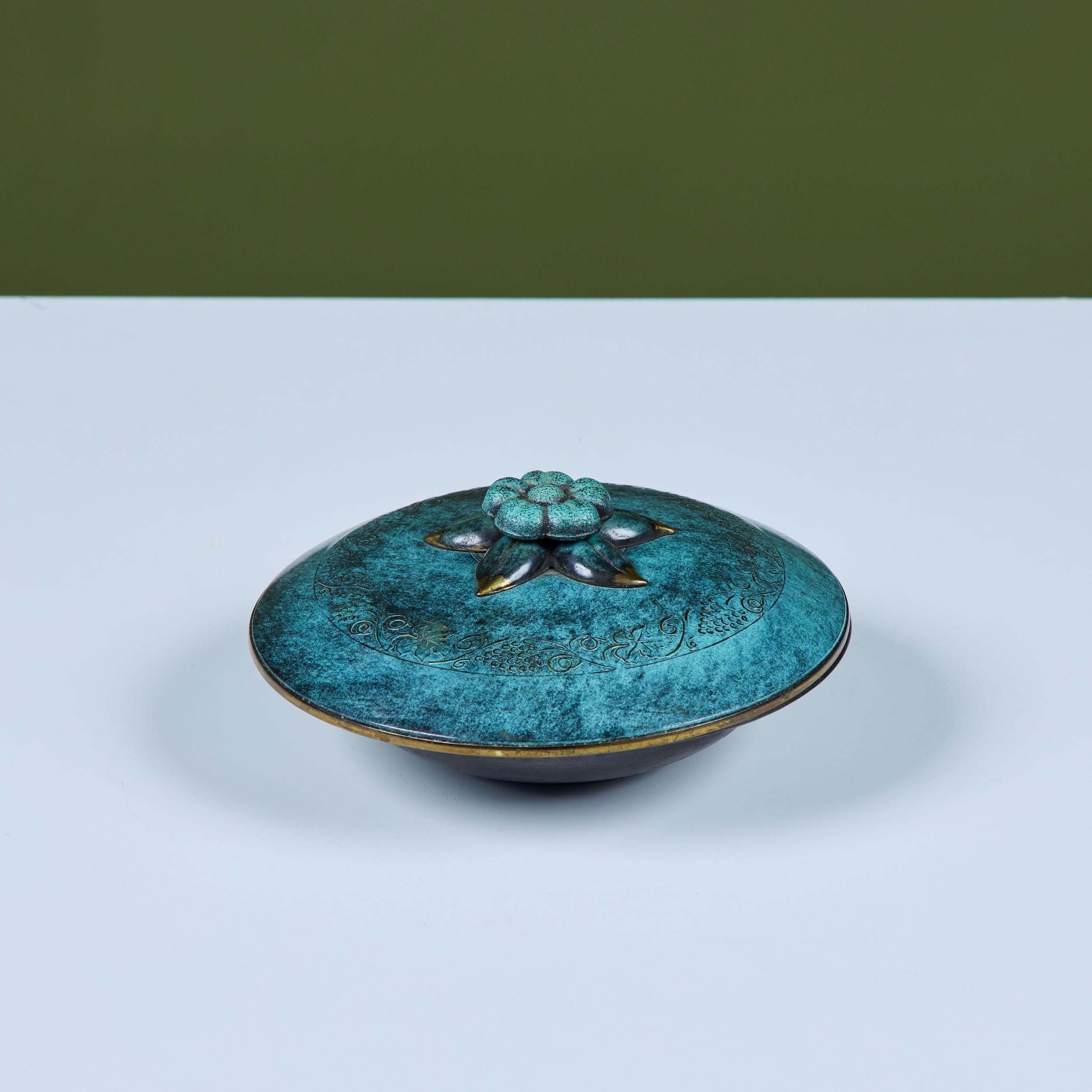 Cuenco Floral con Tapa Pal-Bell Bronce en venta 1