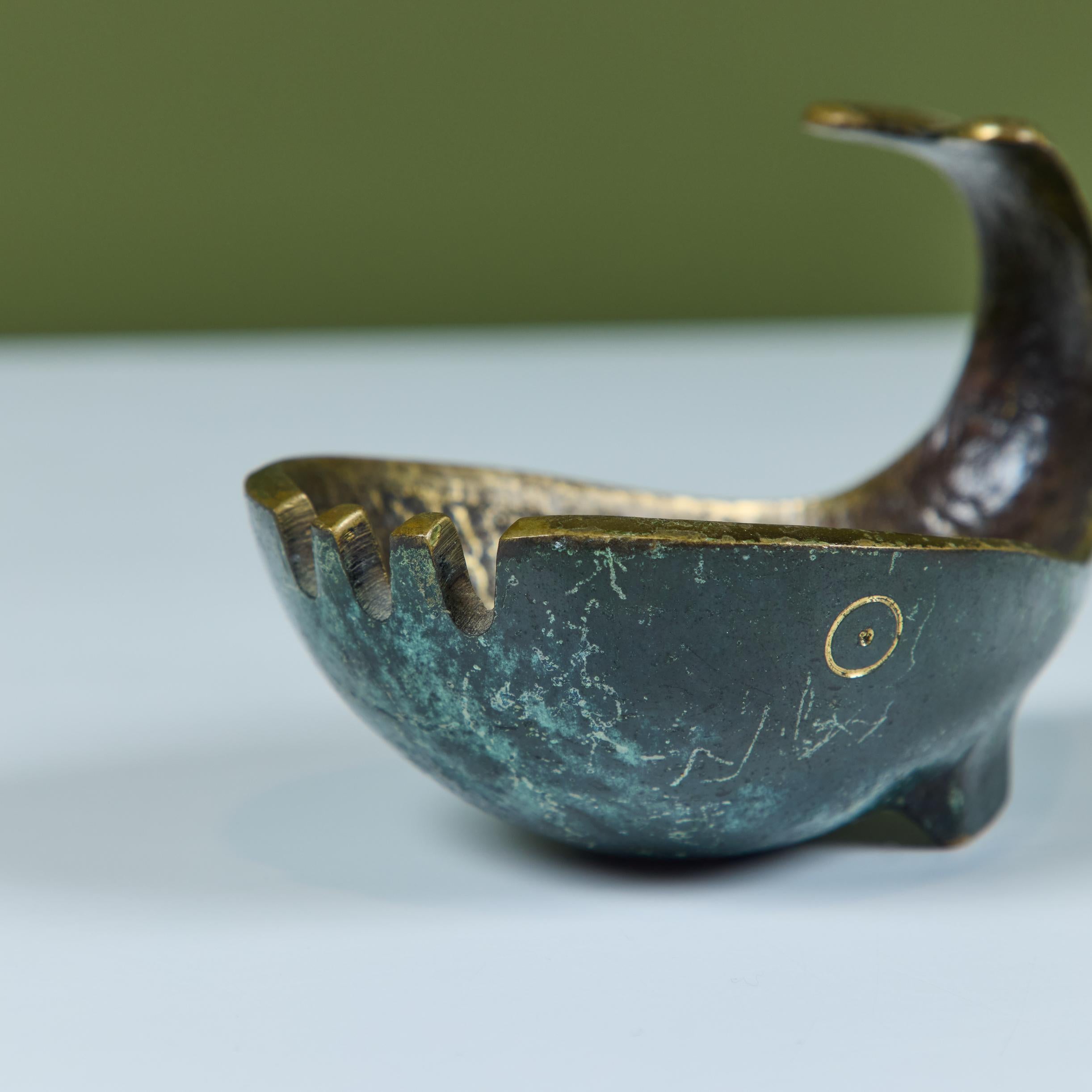 Cenicero Ballena Pal-Bell Bronce Moderno de mediados de siglo en venta