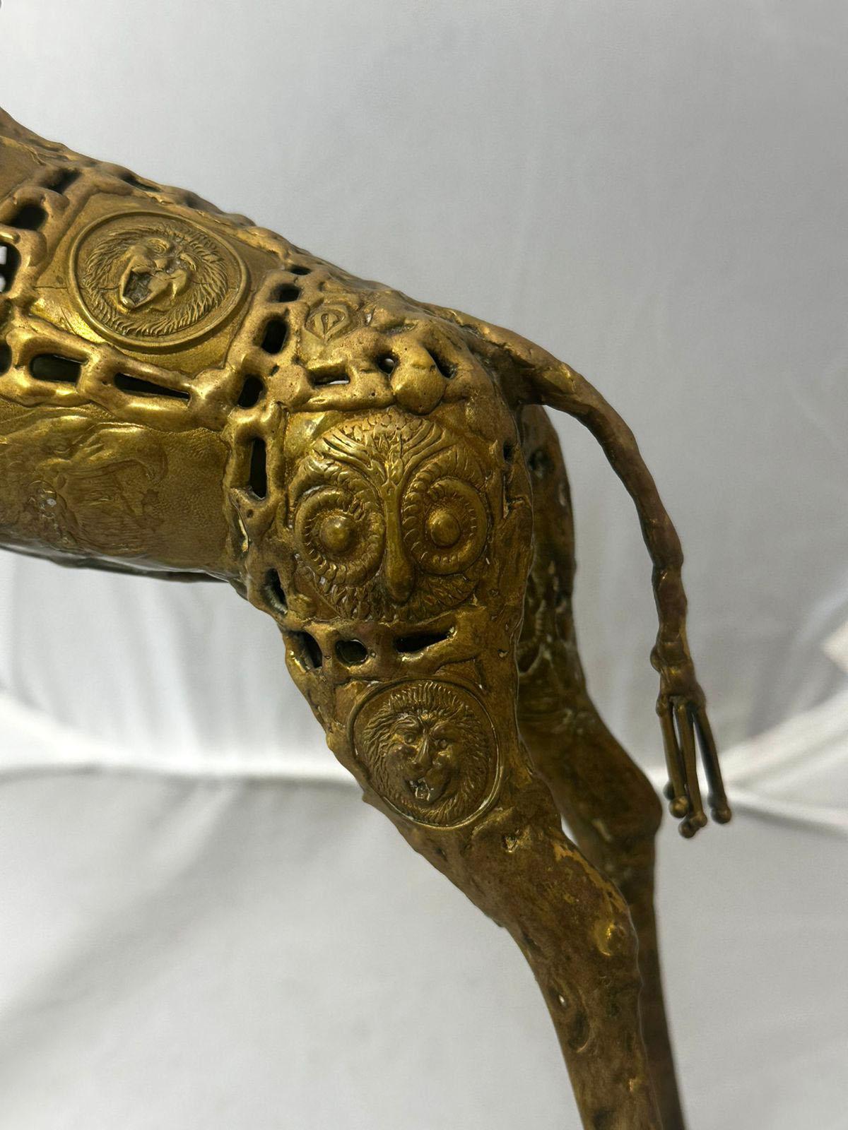 Pal Kepenyes Escultura Brutalista de Bronce Jirafa finales del siglo XX en venta